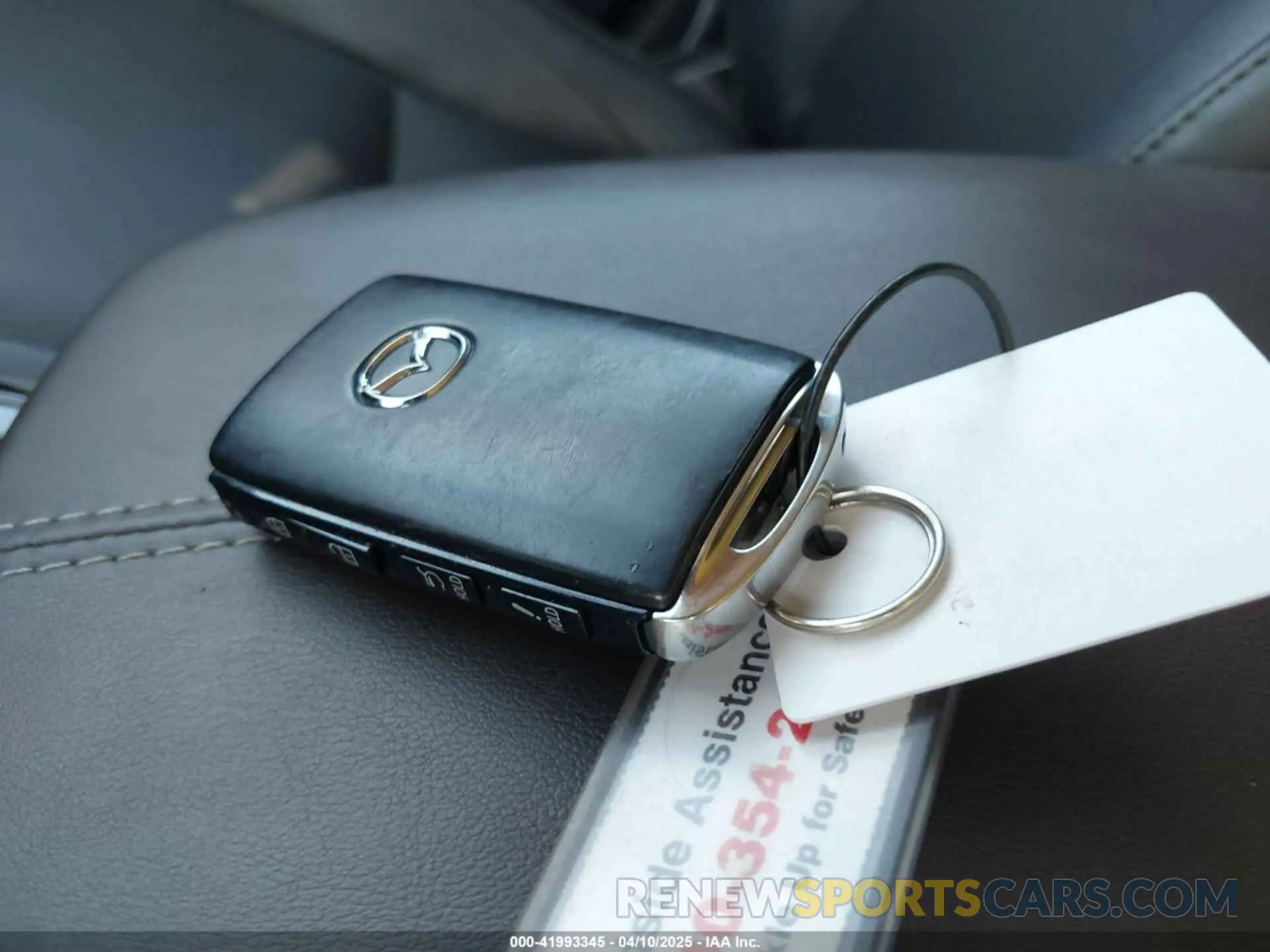 11 fotografías del automóvil dañado 3MVDMBDM4RM651543 MAZDA CX-30 2024