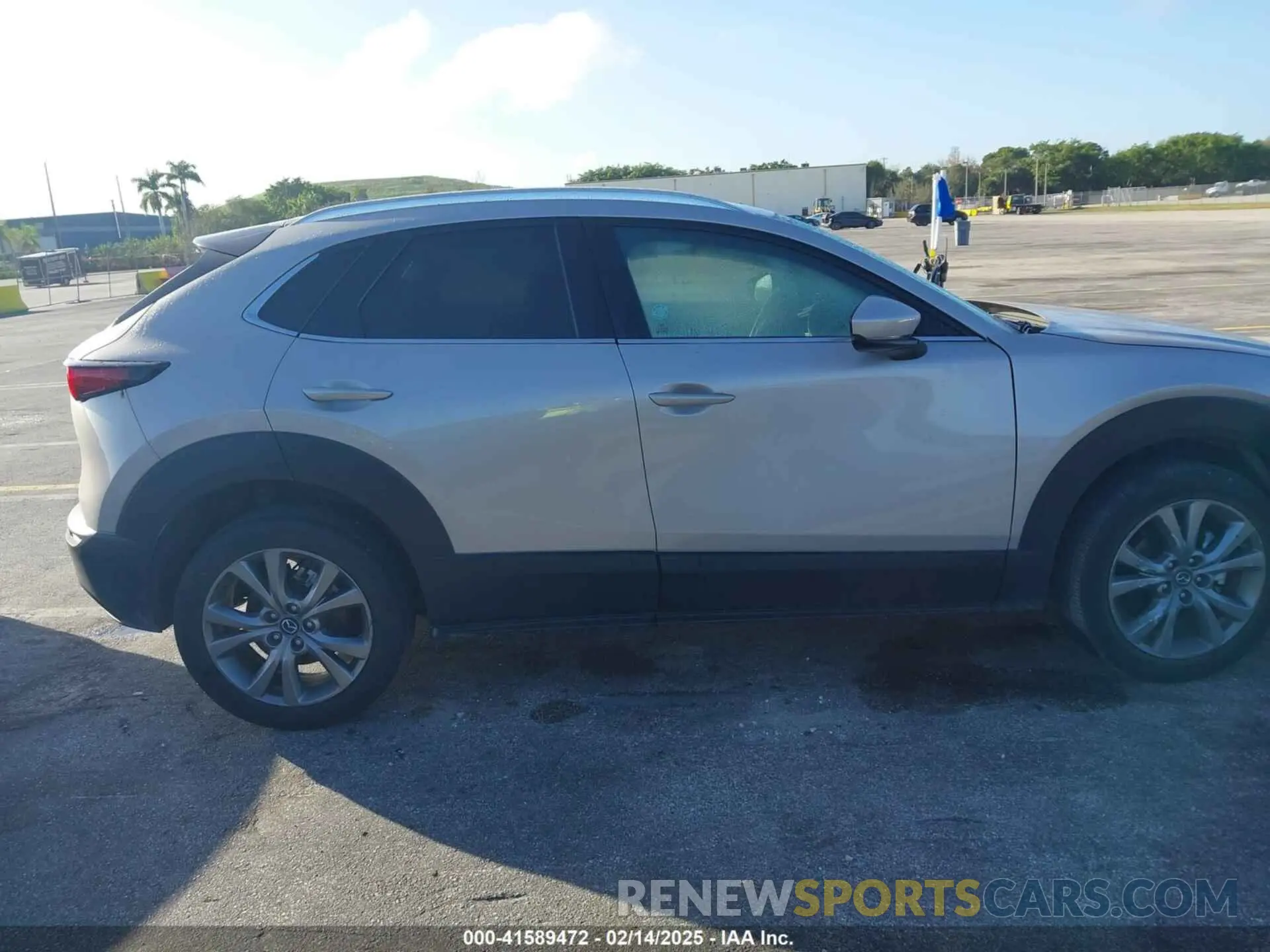 12 fotografías del automóvil dañado 3MVDMBDM7RM648541 MAZDA CX-30 2024