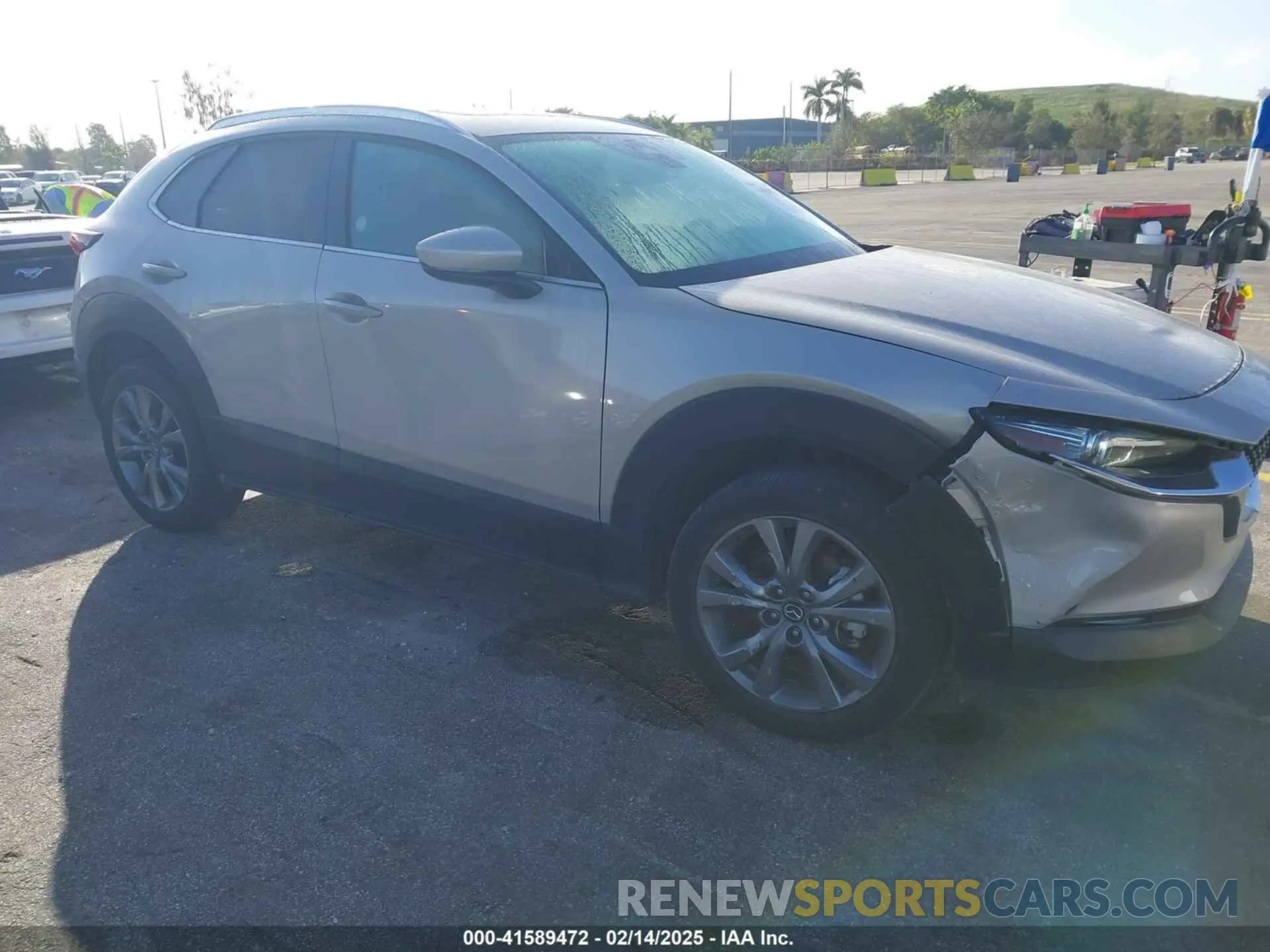 5 fotografías del automóvil dañado 3MVDMBDM7RM648541 MAZDA CX-30 2024