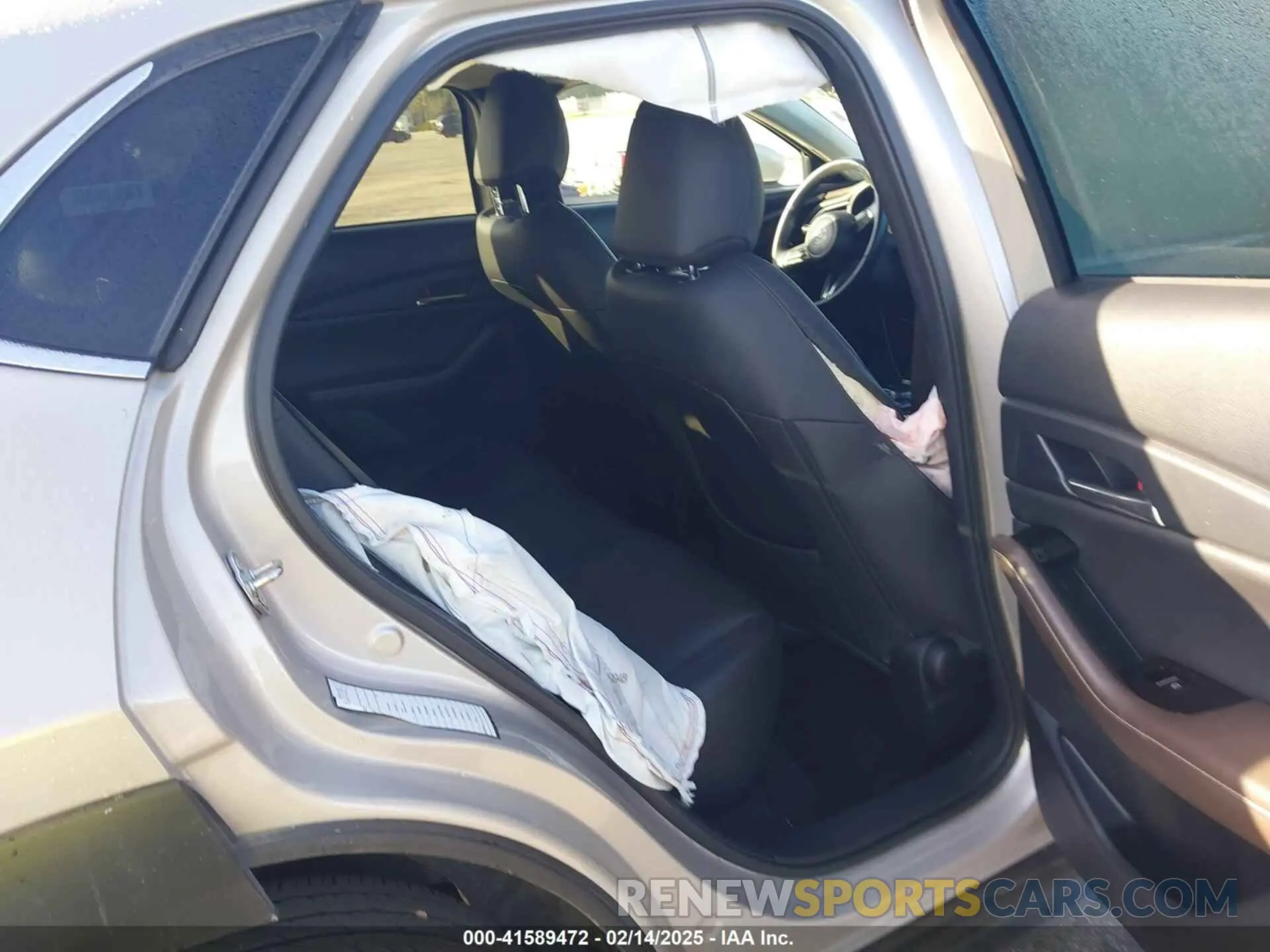 7 fotografías del automóvil dañado 3MVDMBDM7RM648541 MAZDA CX-30 2024
