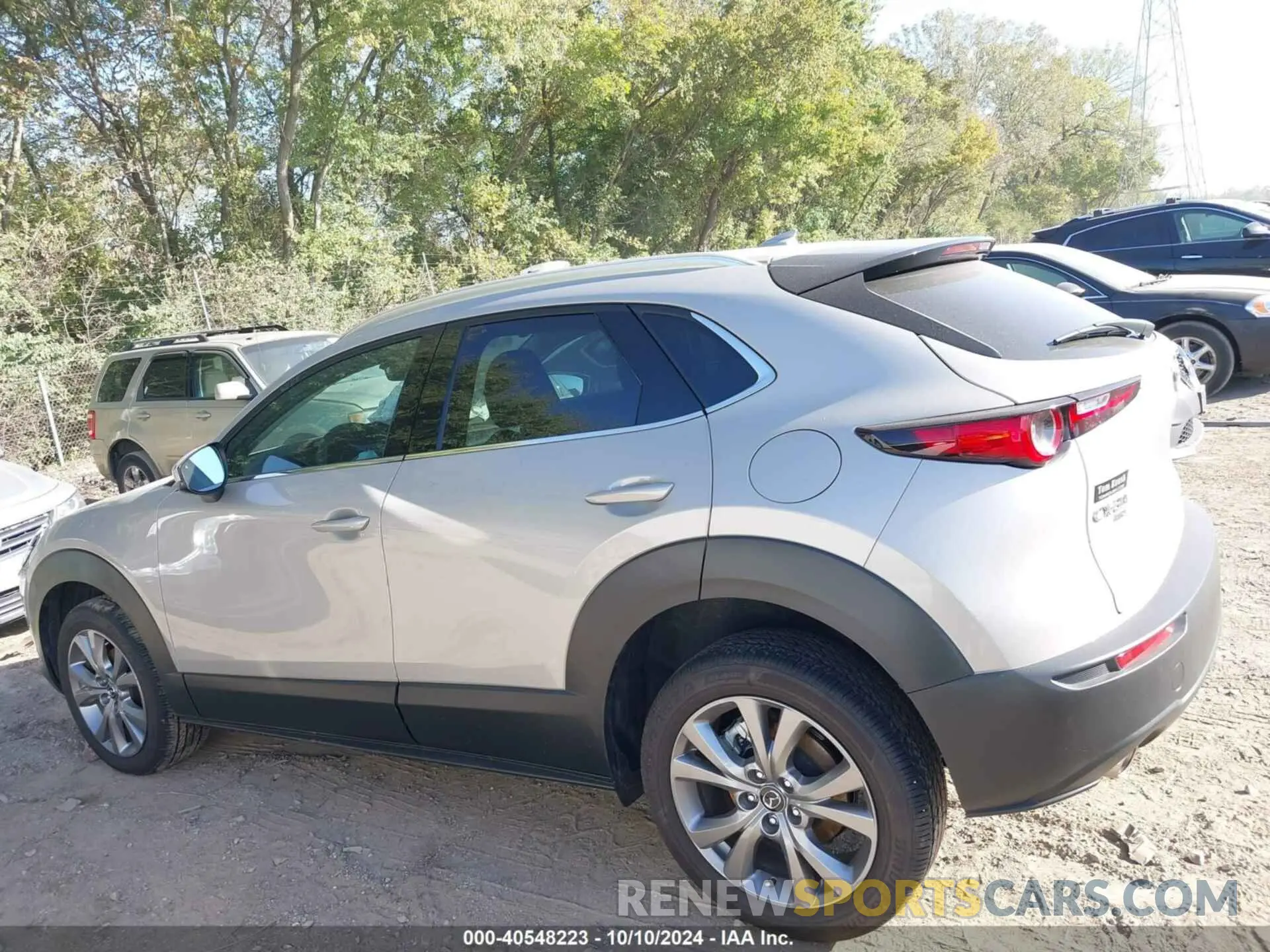 14 fotografías del automóvil dañado 3MVDMBDMXRM627652 MAZDA CX-30 2024