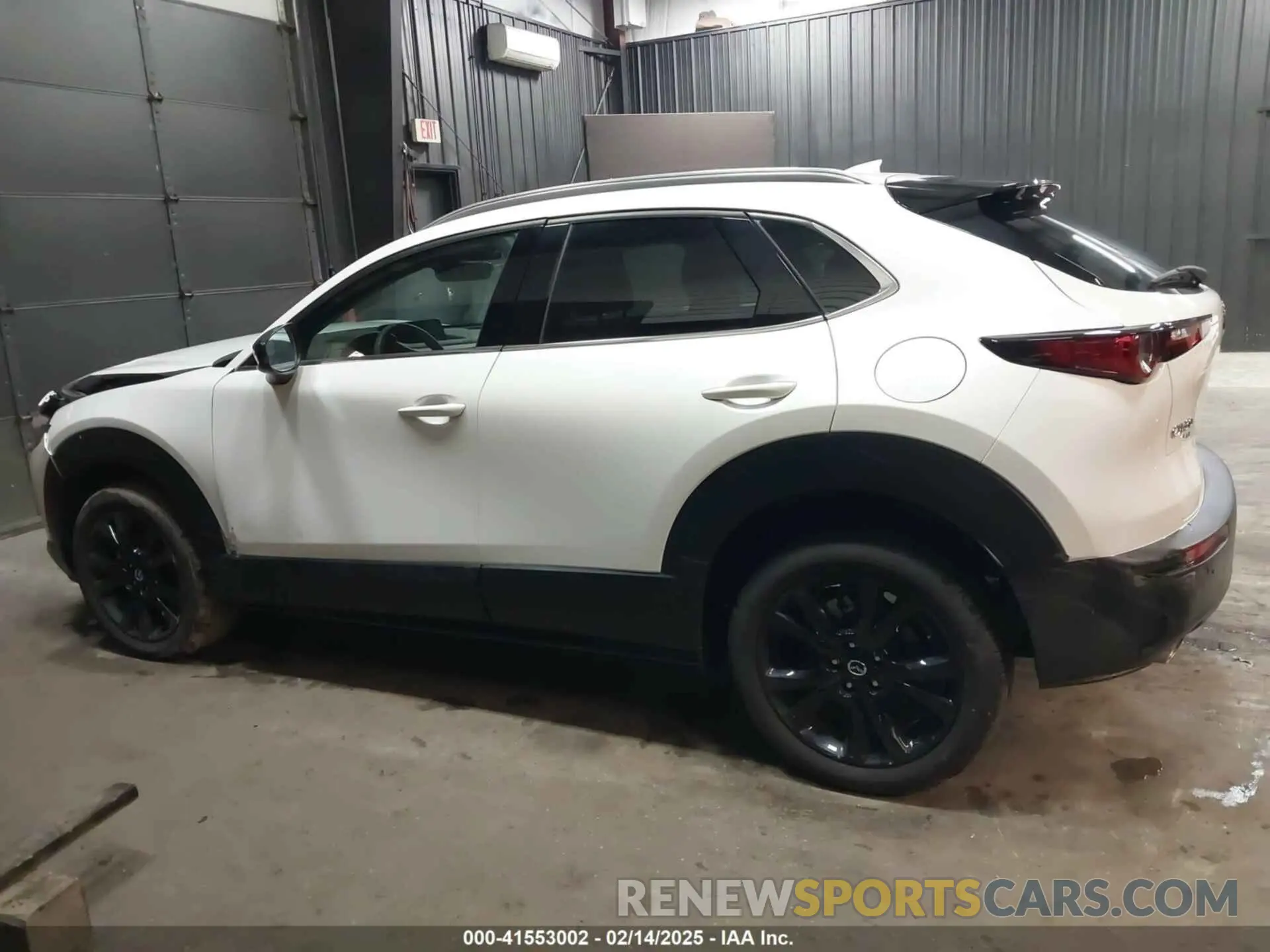 14 fotografías del automóvil dañado 3MVDMBDY7RM706554 MAZDA CX-30 2024
