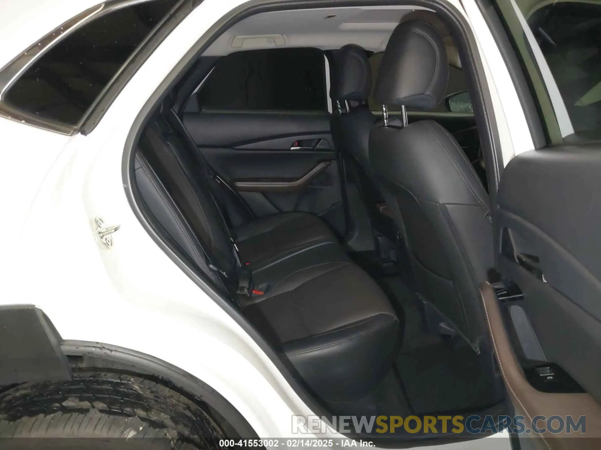8 fotografías del automóvil dañado 3MVDMBDY7RM706554 MAZDA CX-30 2024