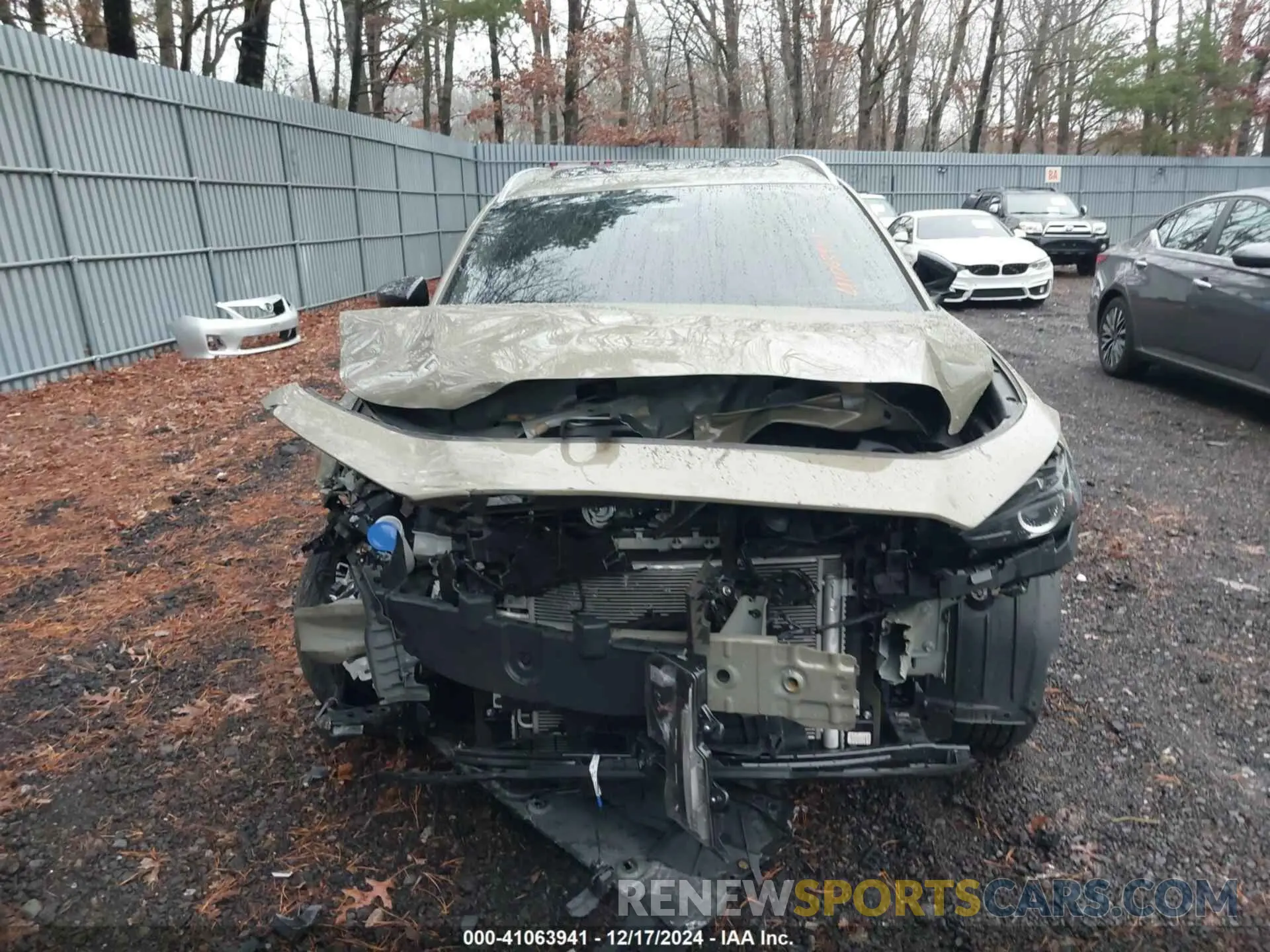 12 fotografías del automóvil dañado 3MVDMBXY1RM619079 MAZDA CX-30 2024