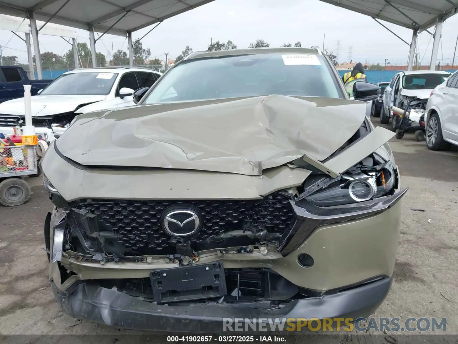 12 fotografías del automóvil dañado 3MVDMBXY5RM714101 MAZDA CX-30 2024