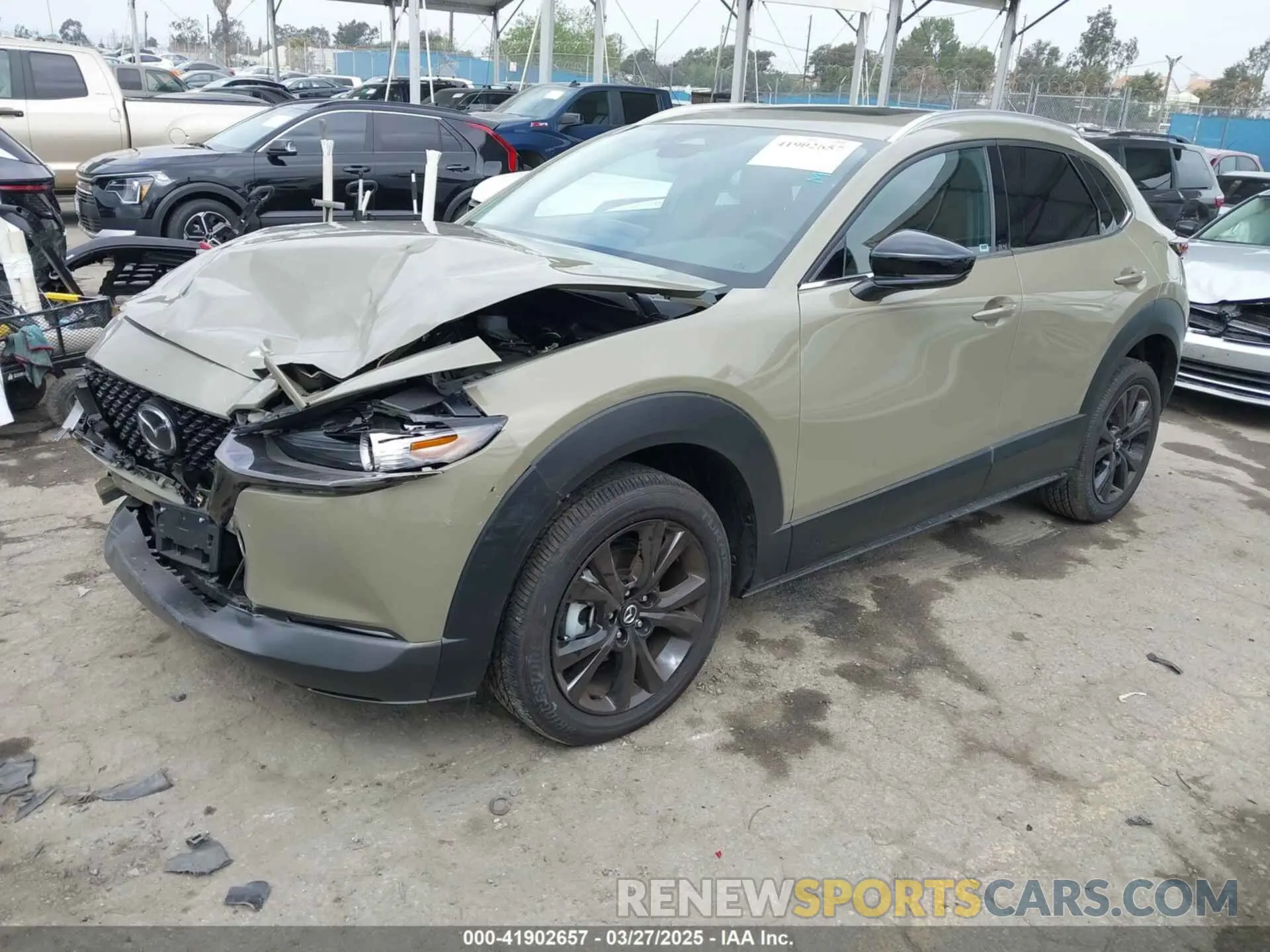 2 fotografías del automóvil dañado 3MVDMBXY5RM714101 MAZDA CX-30 2024