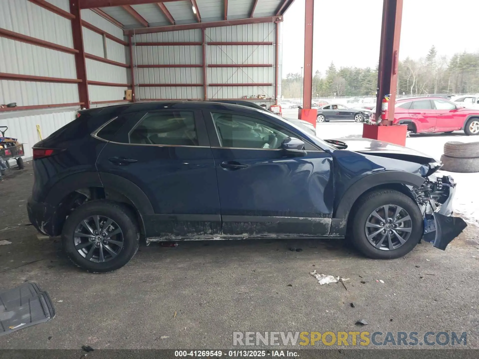 12 fotografías del automóvil dañado 3MVDMBAM5SM762984 MAZDA CX-30 2025