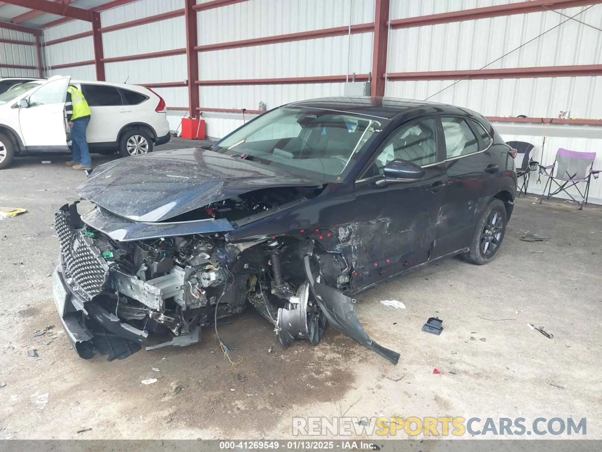 2 fotografías del automóvil dañado 3MVDMBAM5SM762984 MAZDA CX-30 2025