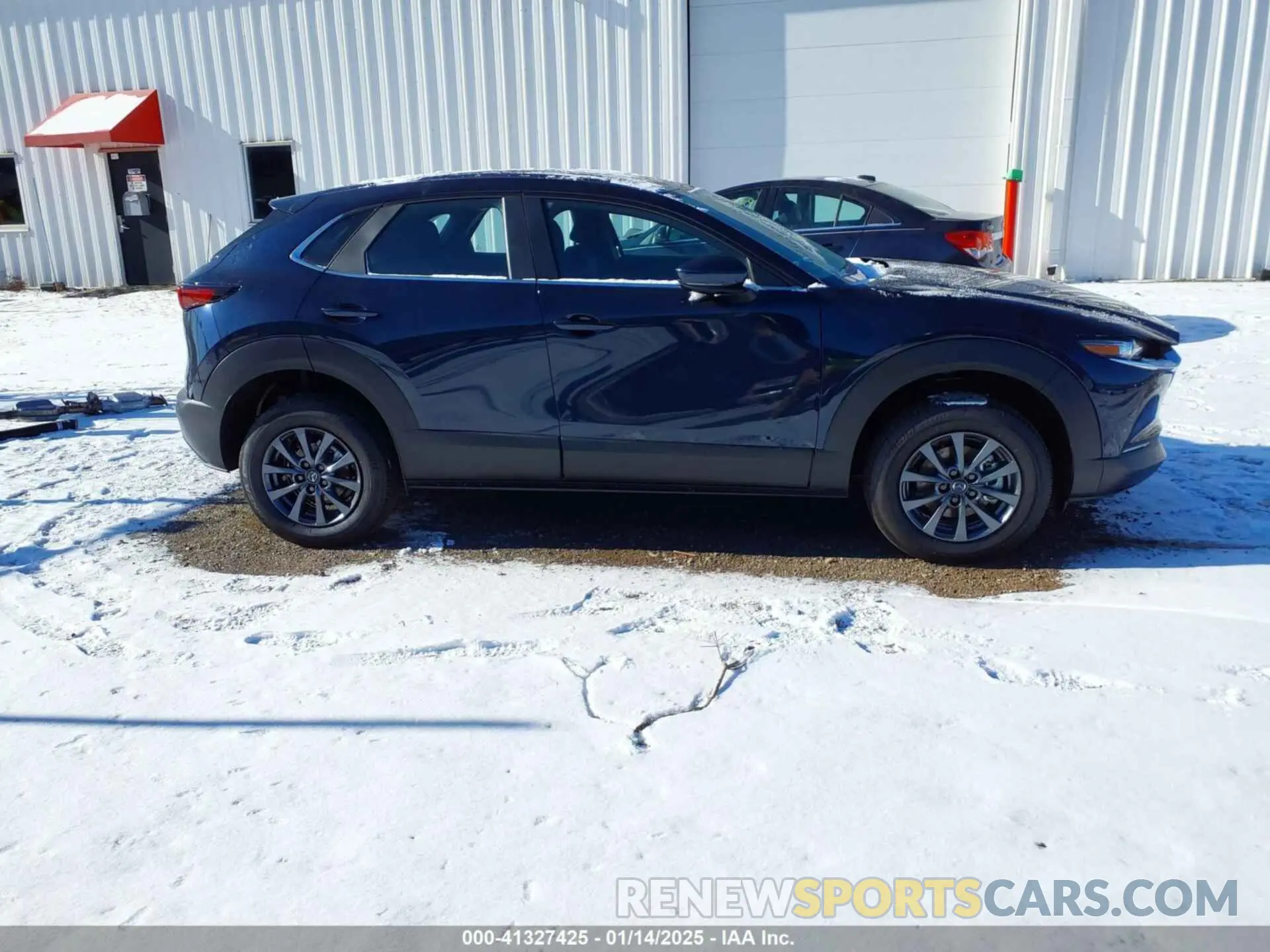 14 fotografías del automóvil dañado 3MVDMBAM6SM763738 MAZDA CX-30 2025