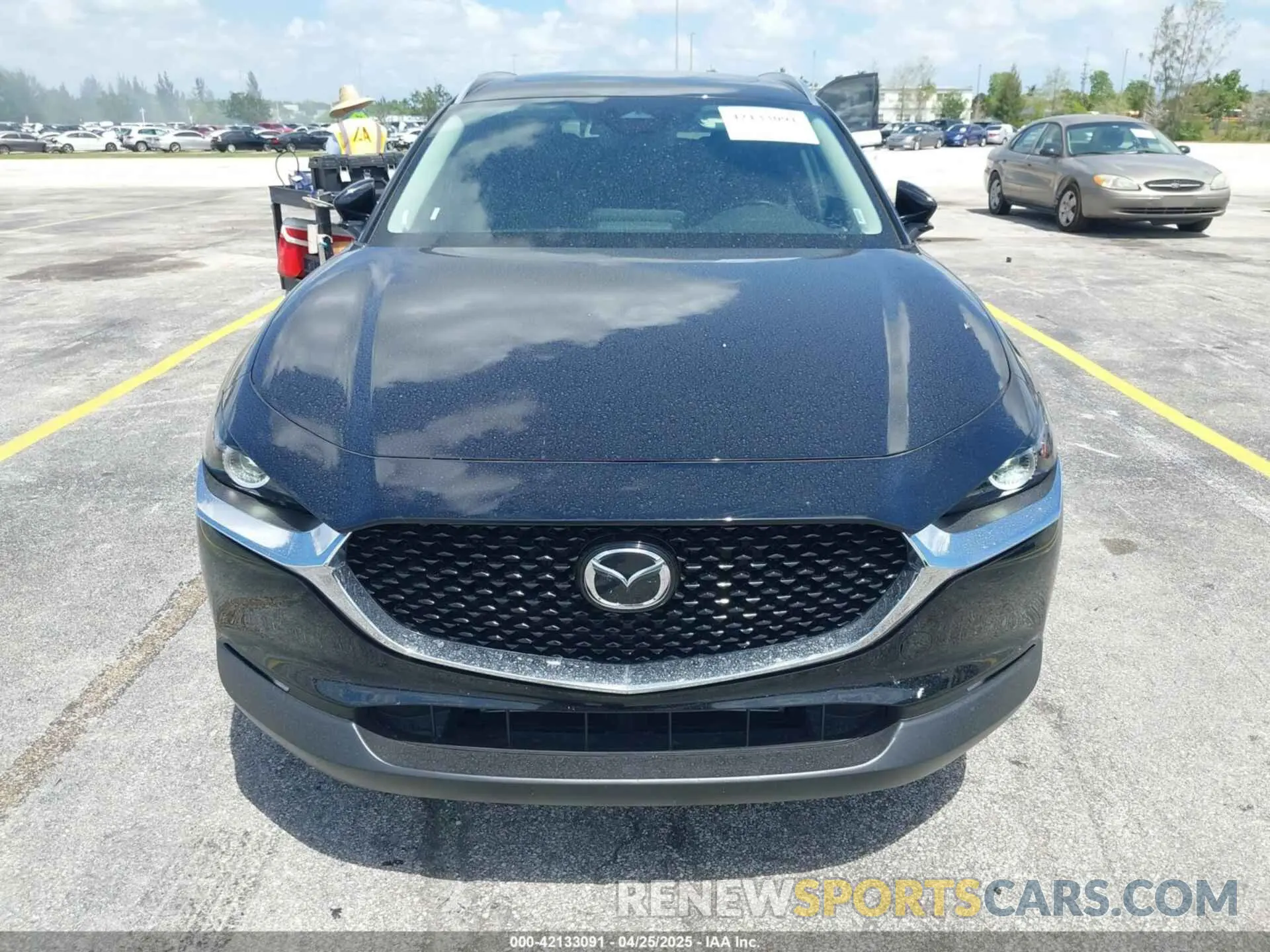 12 fotografías del automóvil dañado 3MVDMBCM0SM798708 MAZDA CX-30 2025