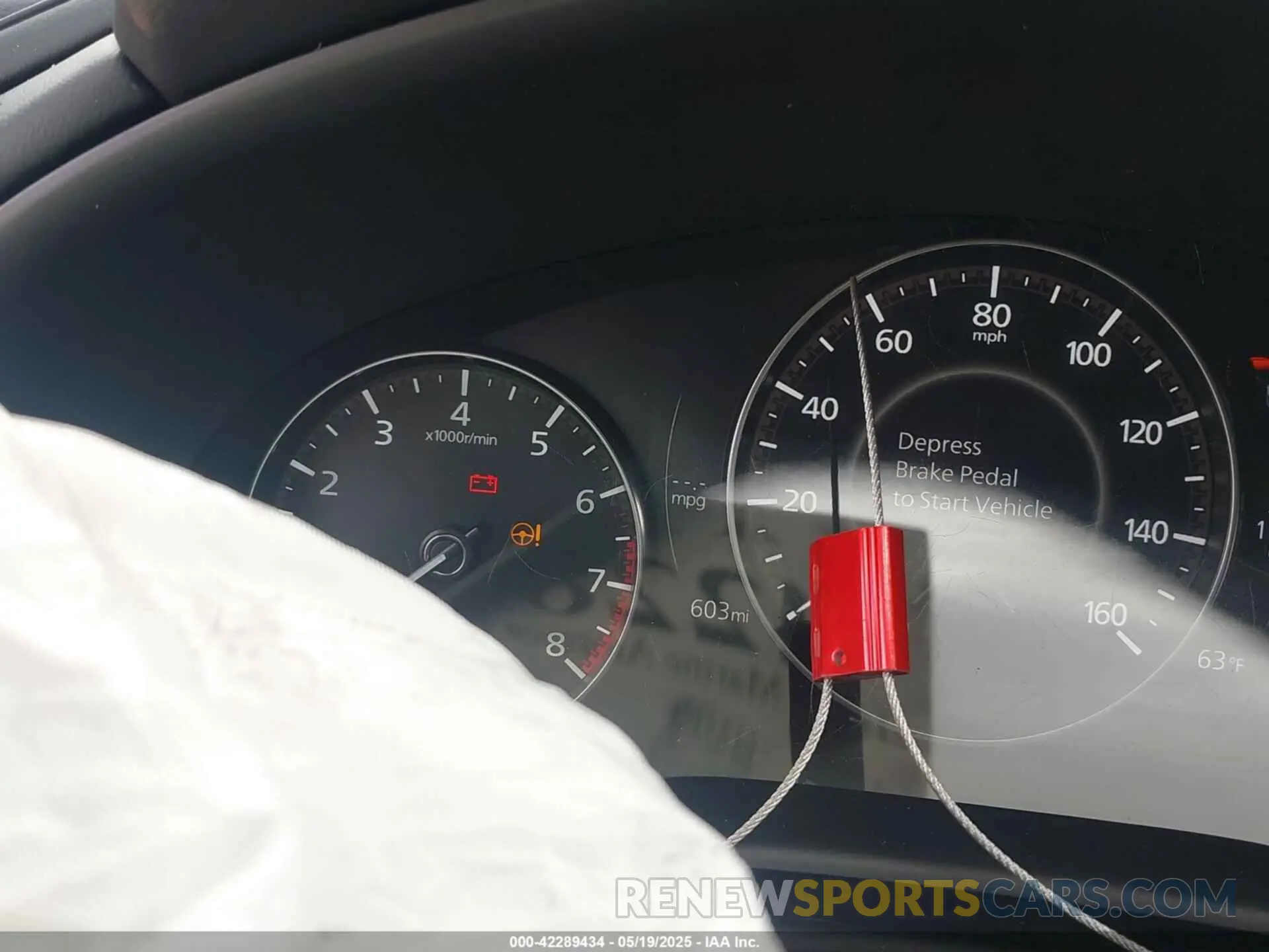 16 fotografías del automóvil dañado 3MVDMBCM2SM755455 MAZDA CX-30 2025