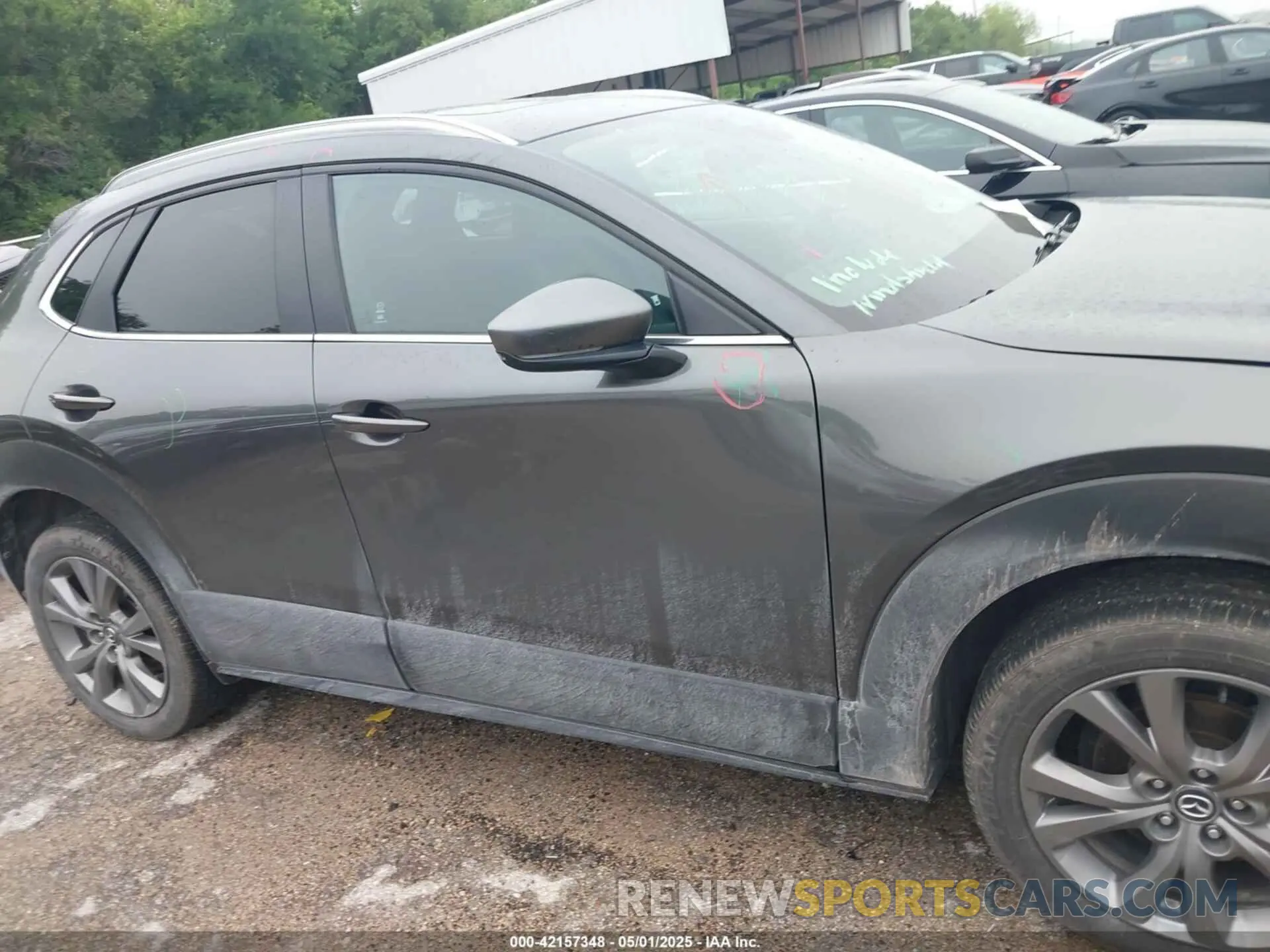 13 fotografías del automóvil dañado 3MVDMBCM4SM752198 MAZDA CX-30 2025