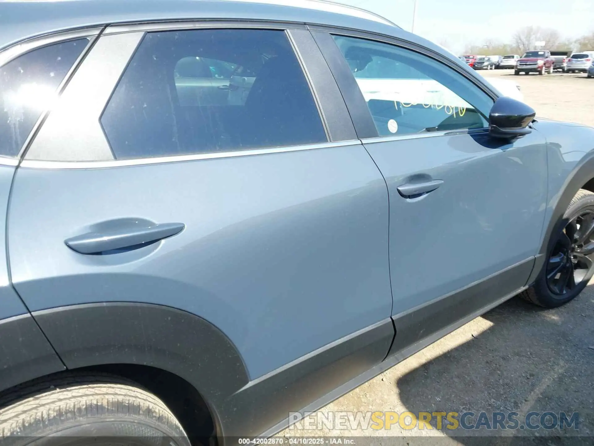 13 fotografías del automóvil dañado 3MVDMBCM6SM800316 MAZDA CX-30 2025