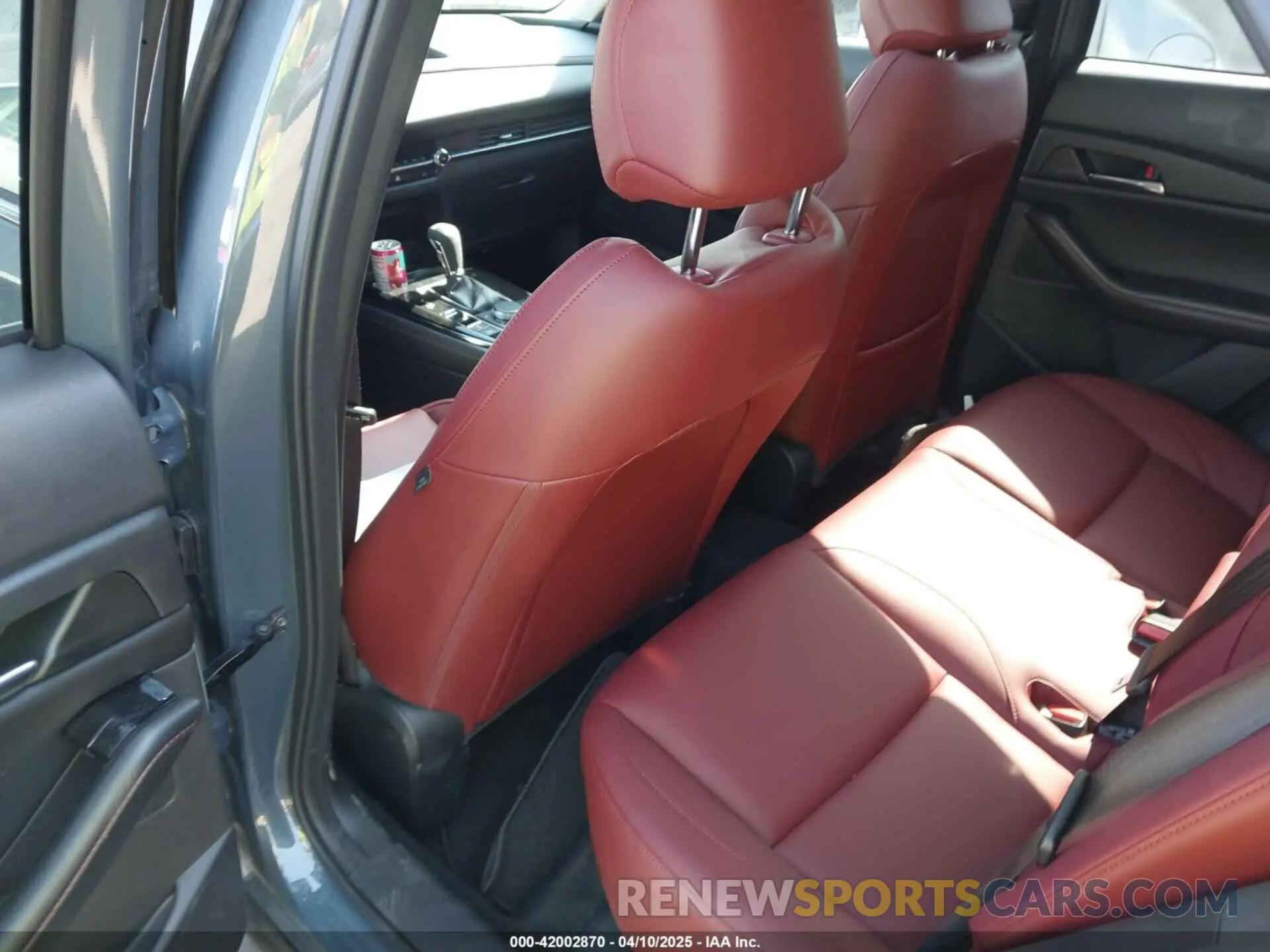 8 fotografías del automóvil dañado 3MVDMBCM6SM800316 MAZDA CX-30 2025