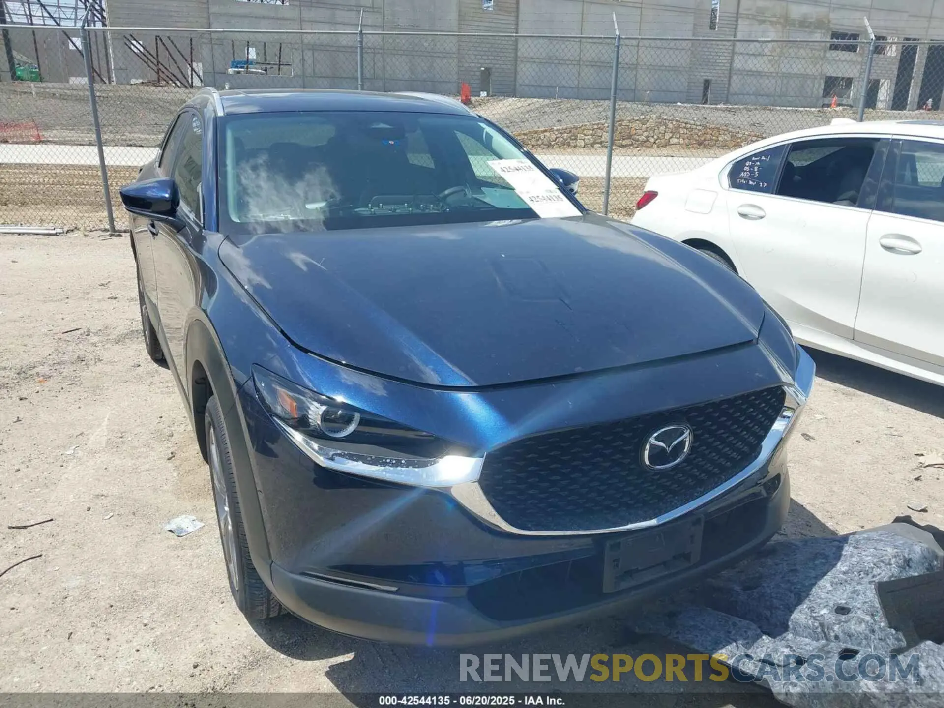 1 fotografías del automóvil dañado 3MVDMBCM7SM754527 MAZDA CX-30 2025