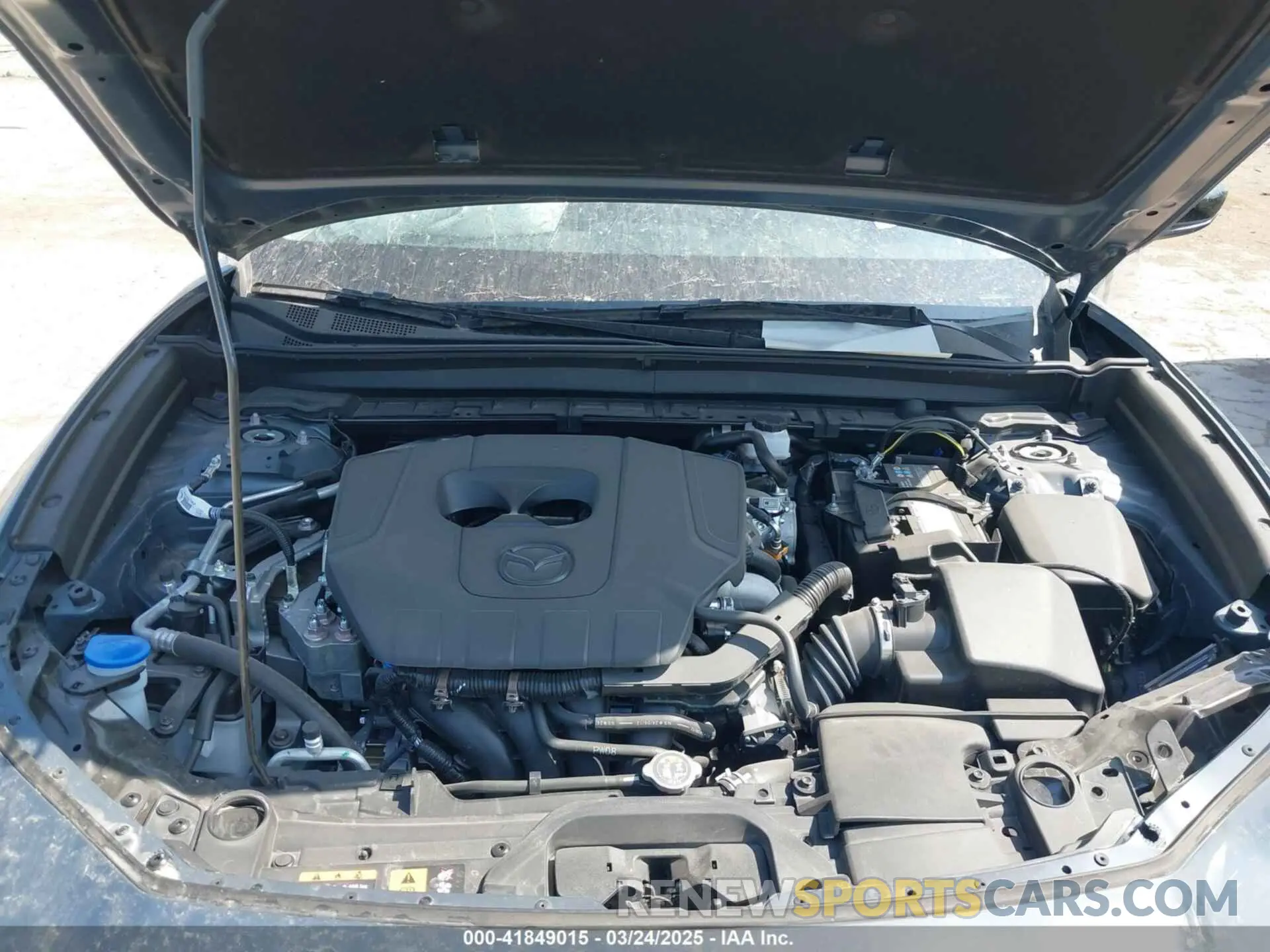 10 fotografías del automóvil dañado 3MVDMBCM7SM770226 MAZDA CX-30 2025