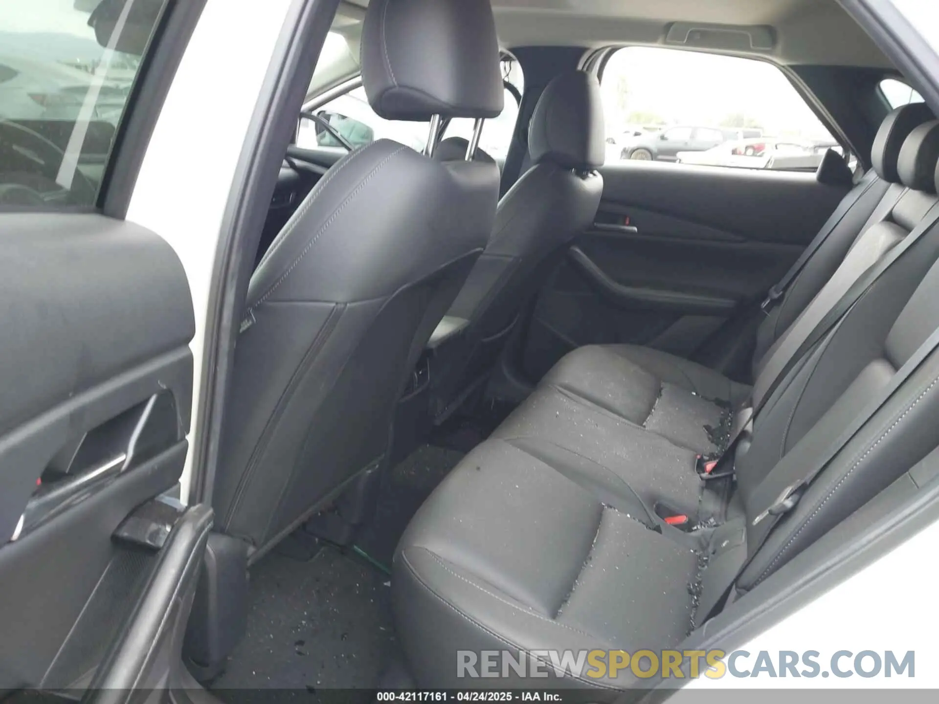 8 fotografías del automóvil dañado 3MVDMBCMXSM768048 MAZDA CX-30 2025