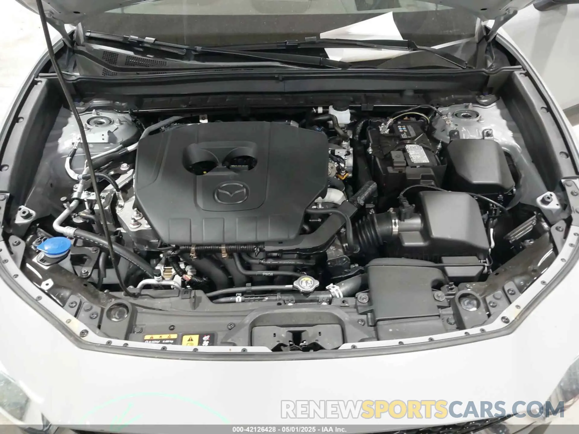 10 fotografías del automóvil dañado 3MVDMBDM5SM788786 MAZDA CX-30 2025