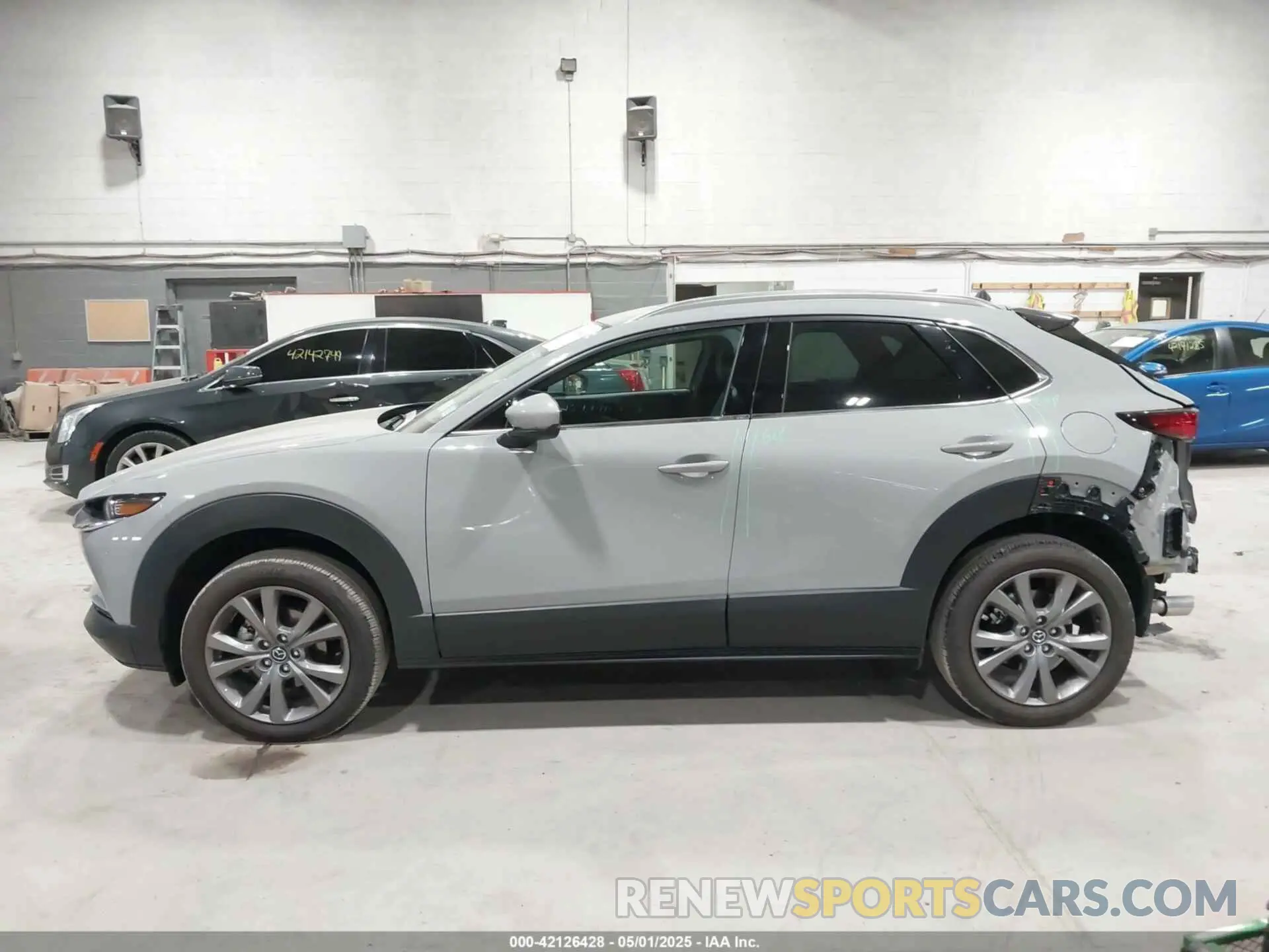 15 fotografías del automóvil dañado 3MVDMBDM5SM788786 MAZDA CX-30 2025