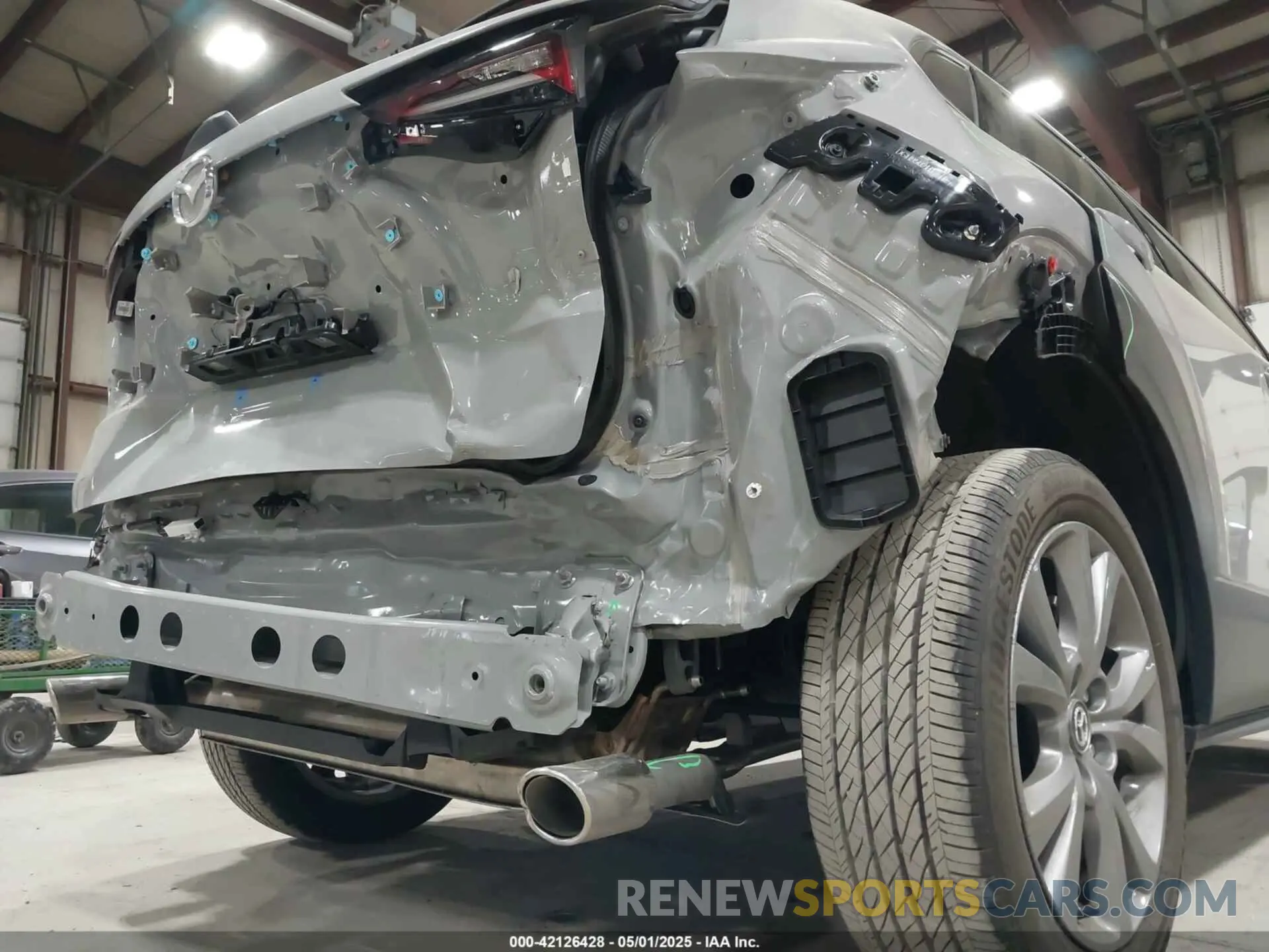 22 fotografías del automóvil dañado 3MVDMBDM5SM788786 MAZDA CX-30 2025