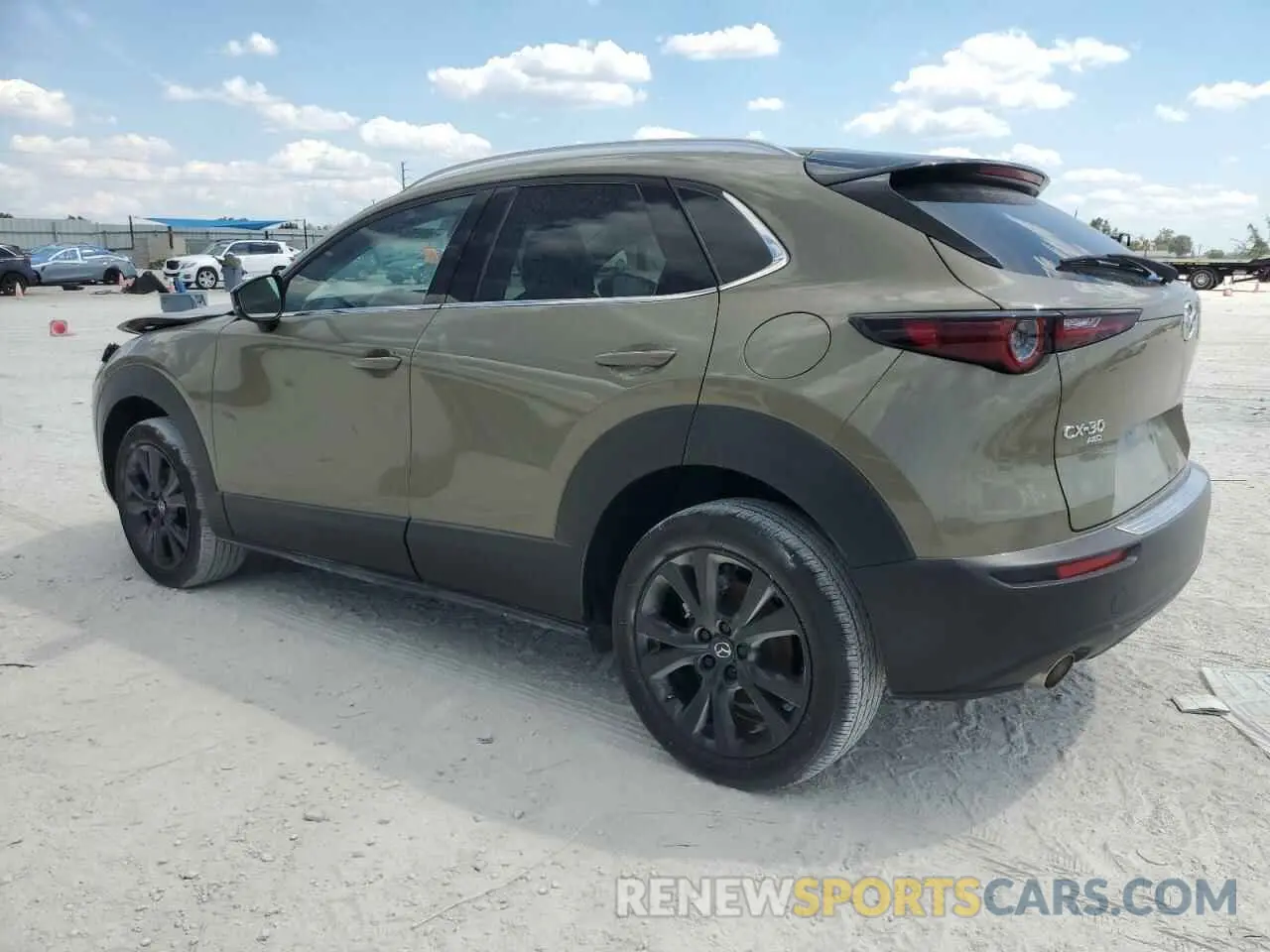 2 fotografías del automóvil dañado 3MVDMBXY3RM668574 MAZDA CX-30 CARB 2024