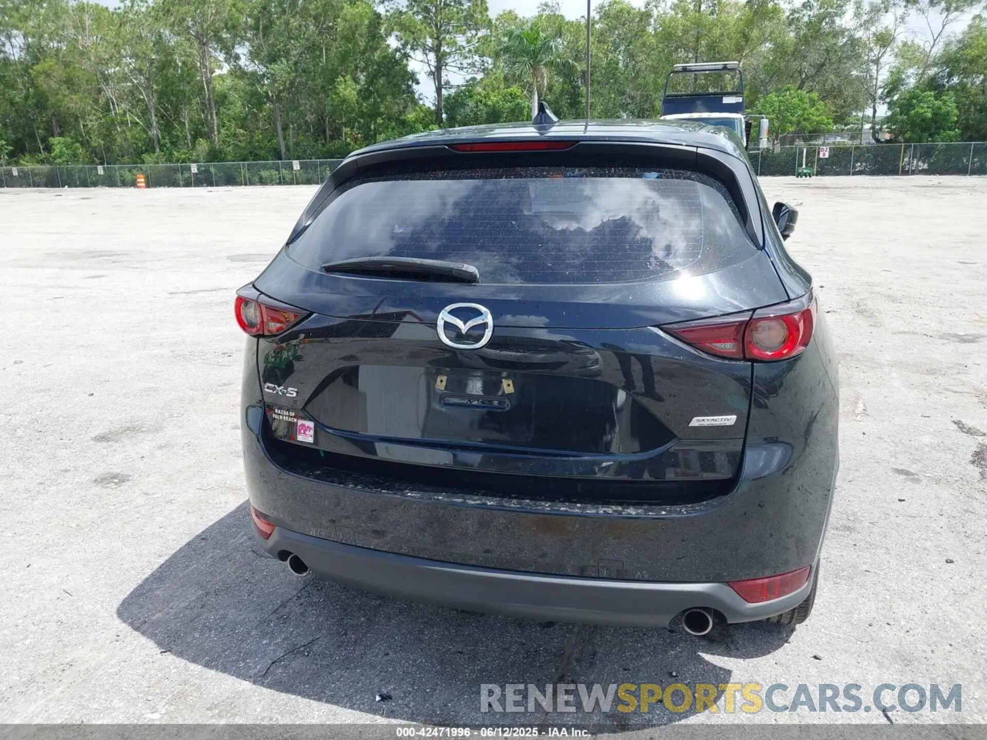 16 fotografías del automóvil dañado JM3KFABM1K1699916 MAZDA CX-5 2019