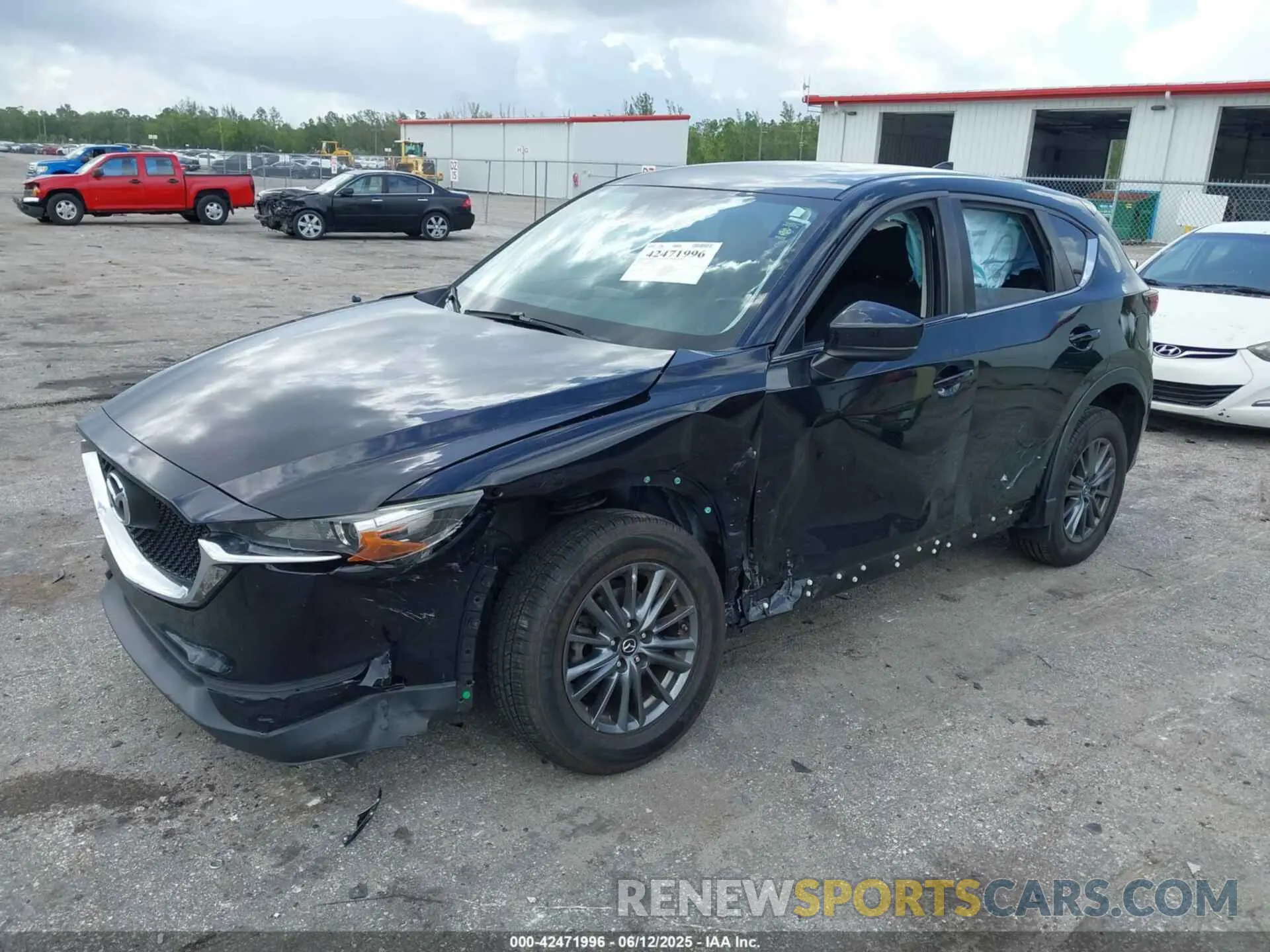 2 fotografías del automóvil dañado JM3KFABM1K1699916 MAZDA CX-5 2019