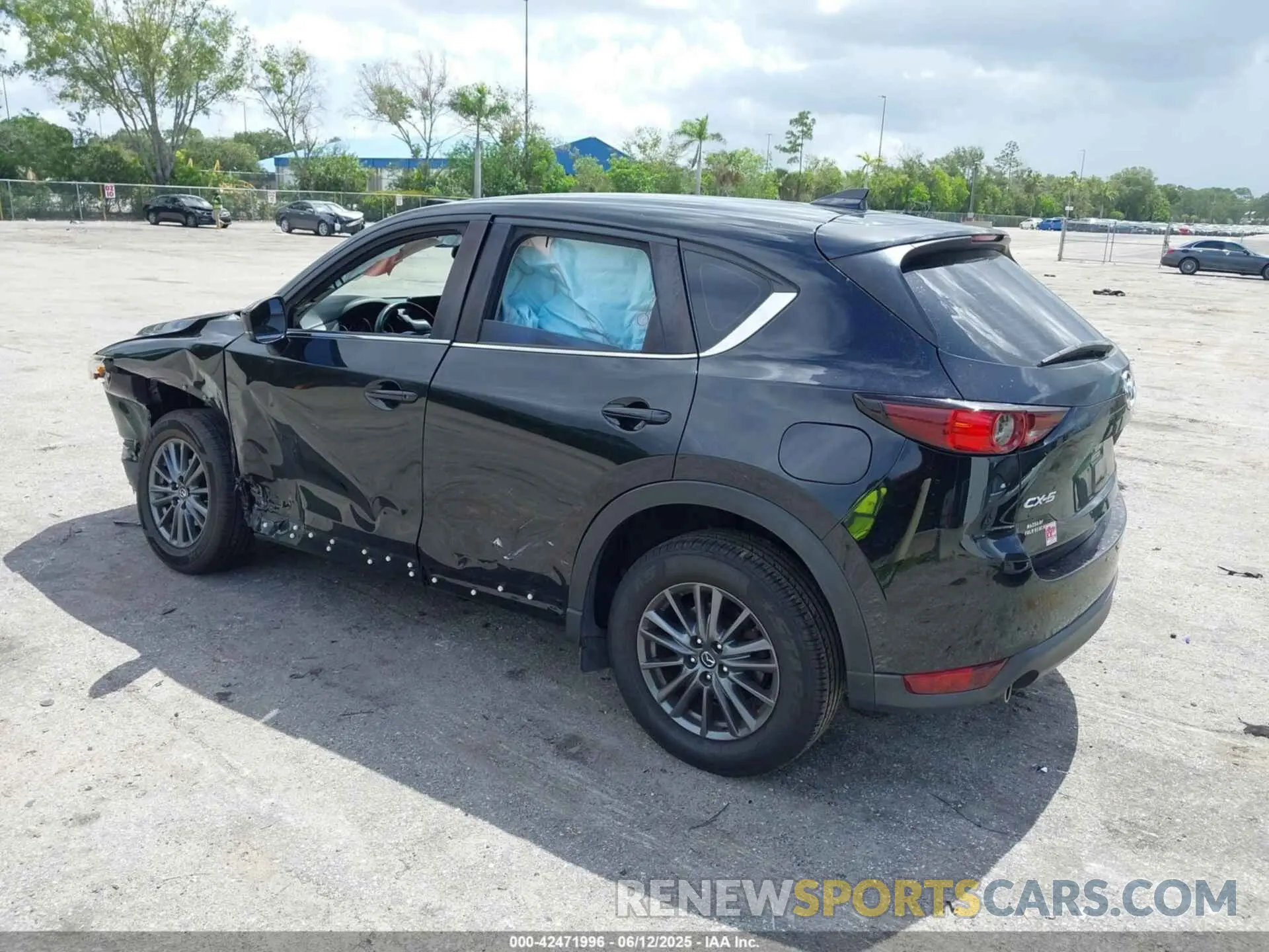 3 fotografías del automóvil dañado JM3KFABM1K1699916 MAZDA CX-5 2019