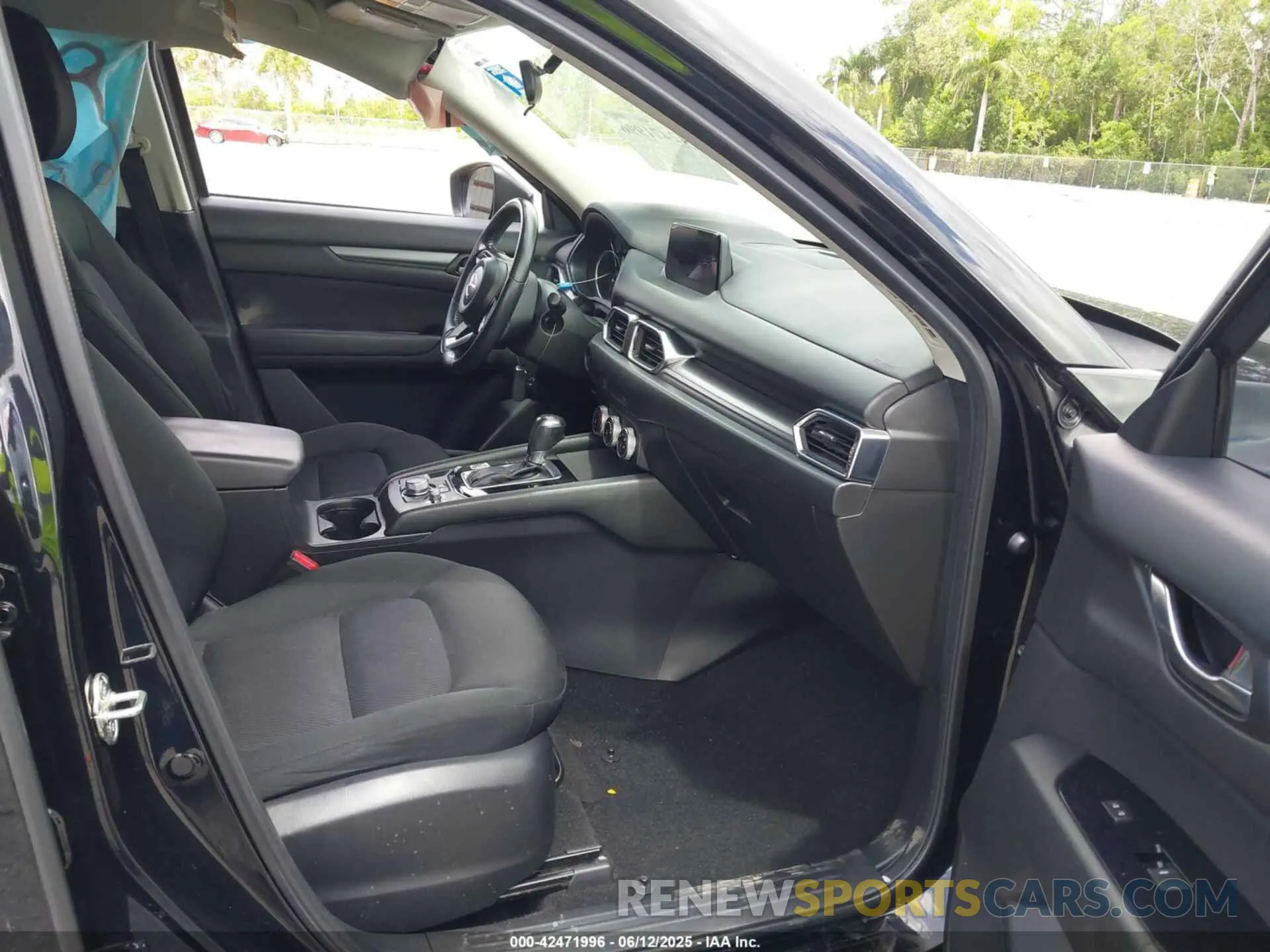 5 fotografías del automóvil dañado JM3KFABM1K1699916 MAZDA CX-5 2019