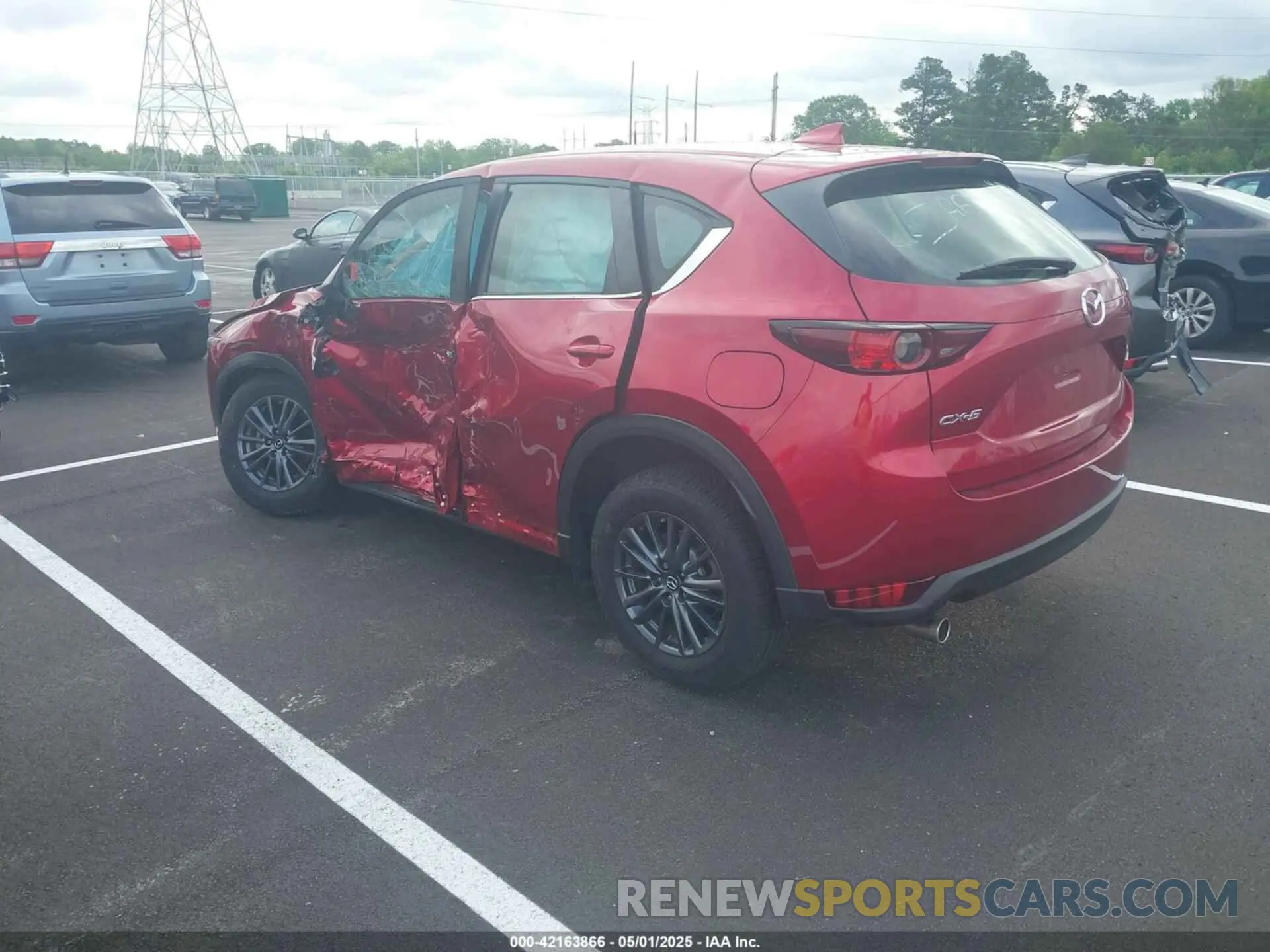 3 fotografías del automóvil dañado JM3KFABM5K0627087 MAZDA CX-5 2019