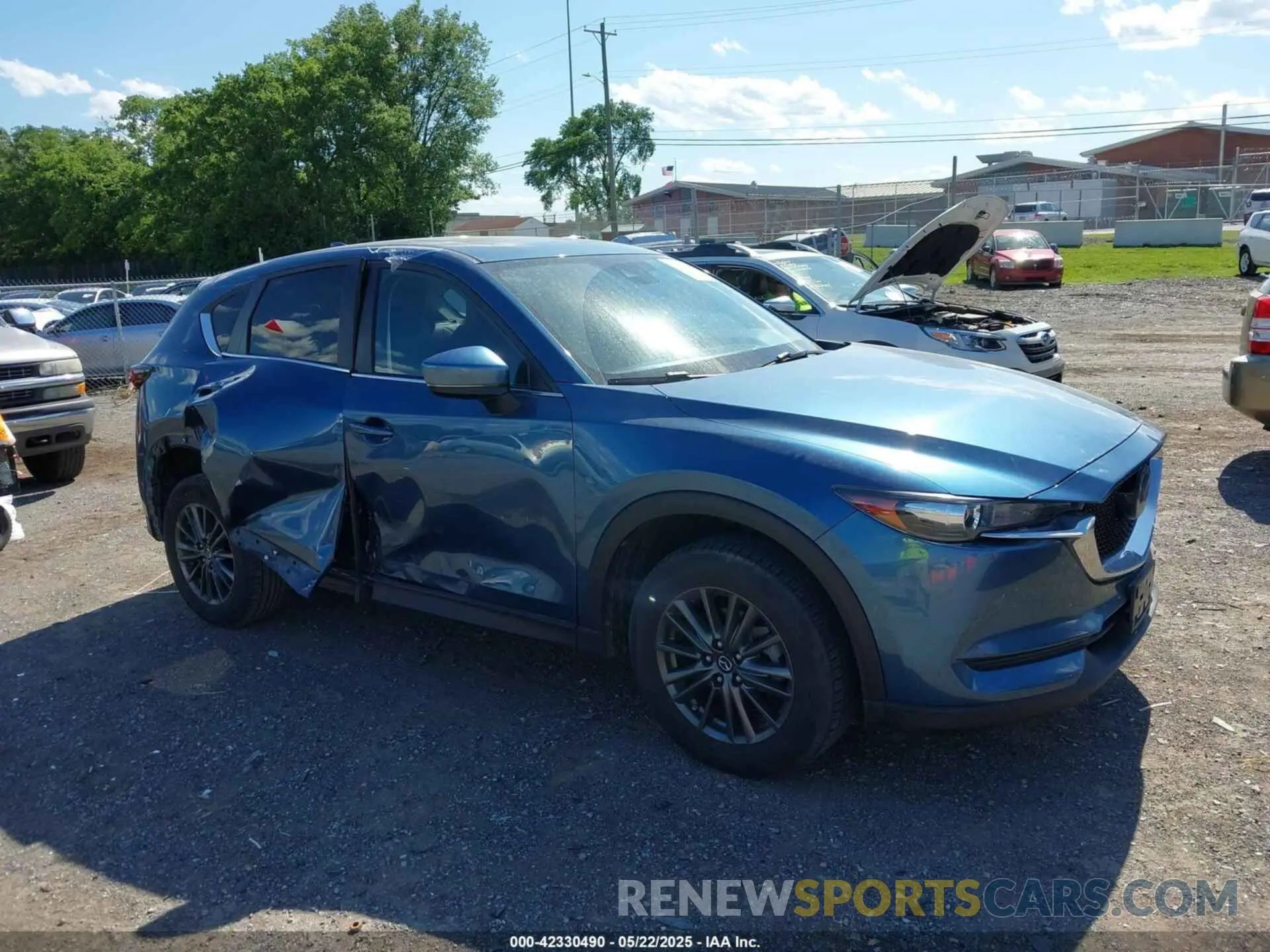 13 fotografías del automóvil dañado JM3KFACM0K0542527 MAZDA CX-5 2019