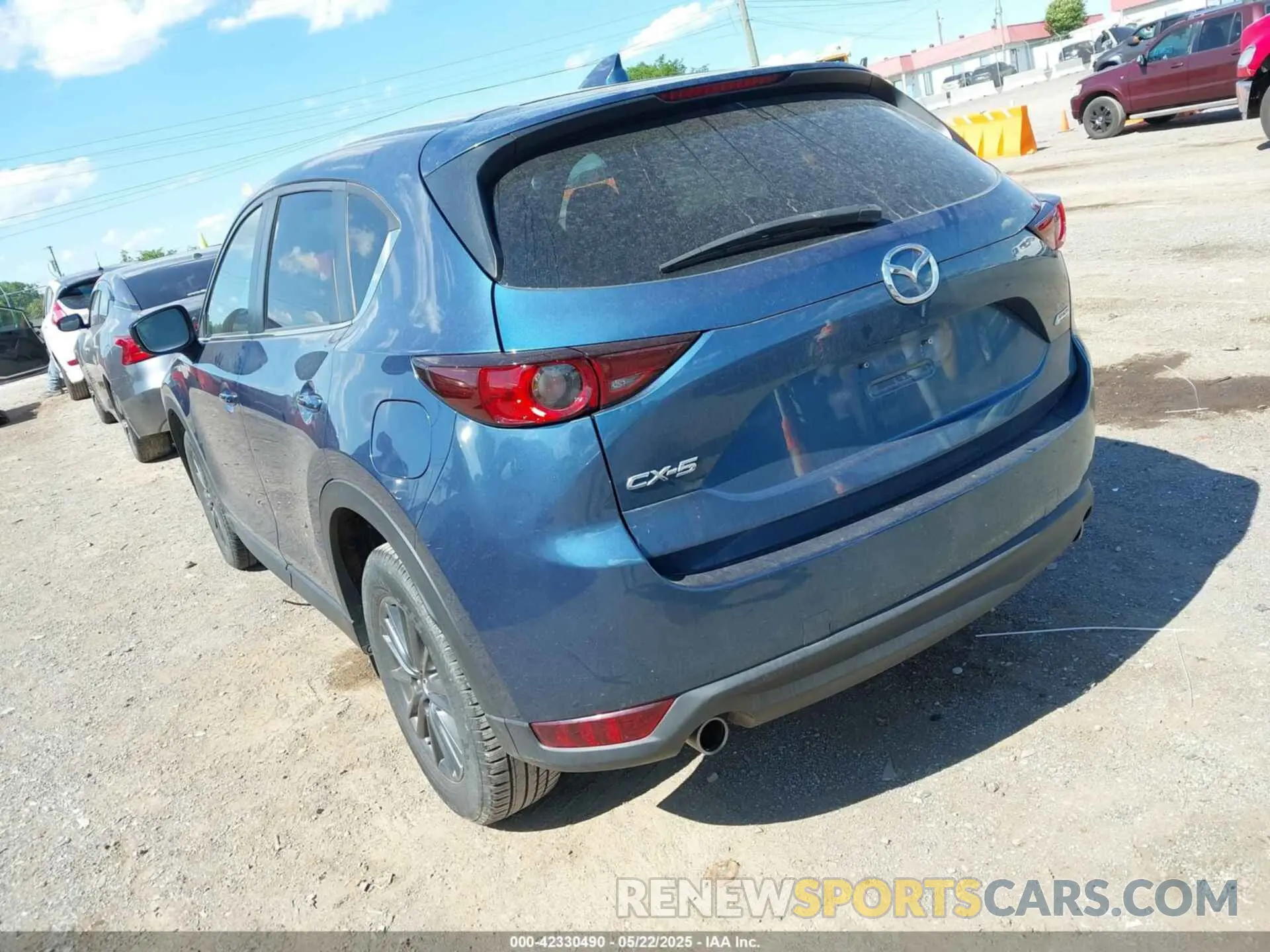 3 fotografías del automóvil dañado JM3KFACM0K0542527 MAZDA CX-5 2019