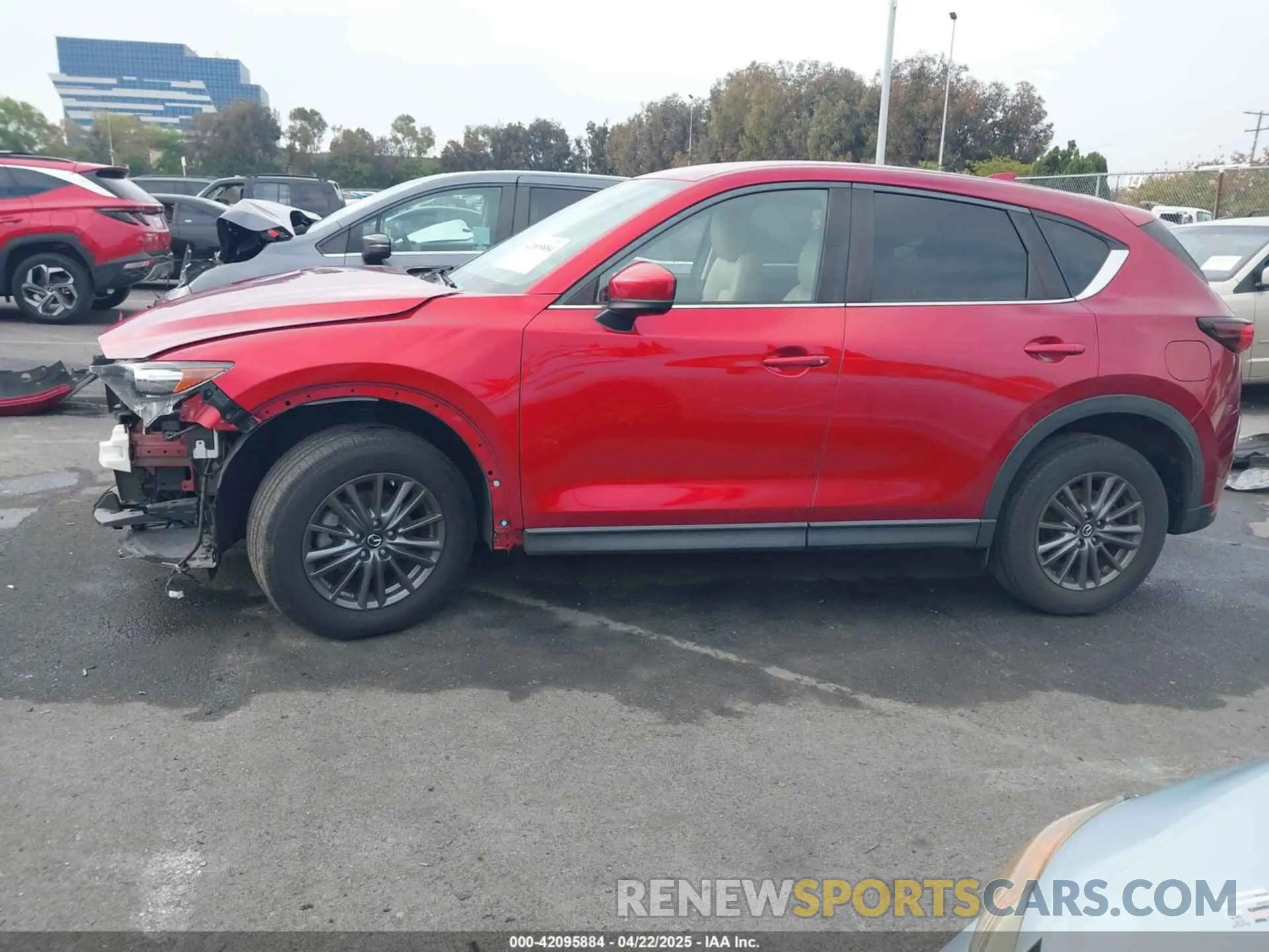 15 fotografías del automóvil dañado JM3KFACM0K0546819 MAZDA CX-5 2019