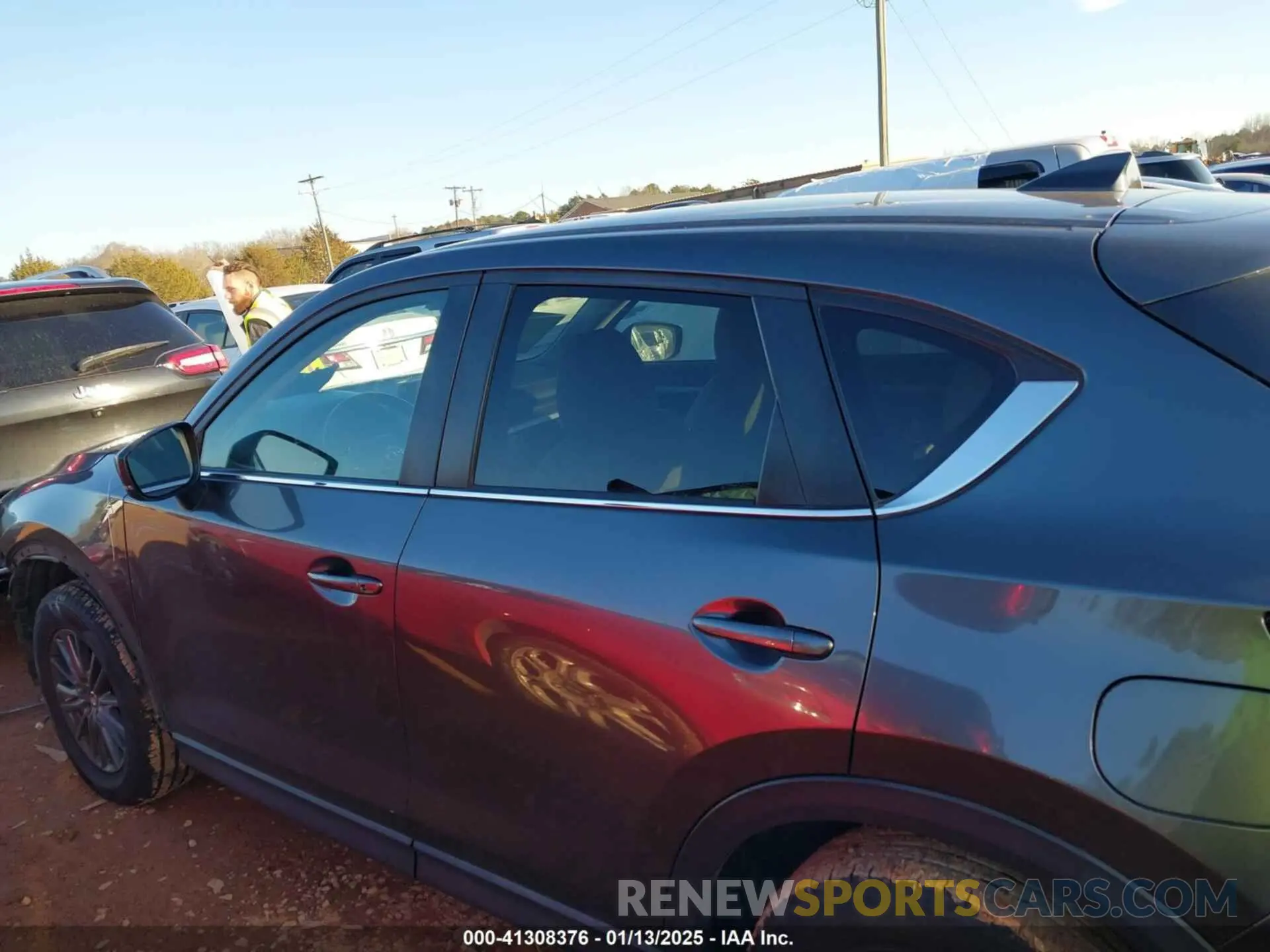 14 fotografías del automóvil dañado JM3KFACM0K0668242 MAZDA CX-5 2019