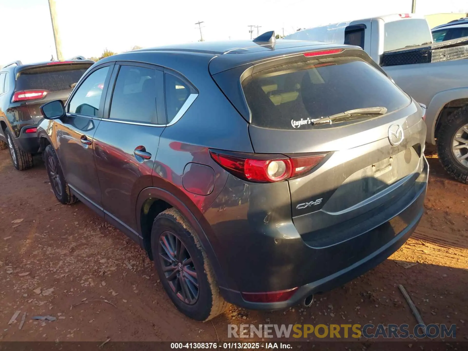 3 fotografías del automóvil dañado JM3KFACM0K0668242 MAZDA CX-5 2019
