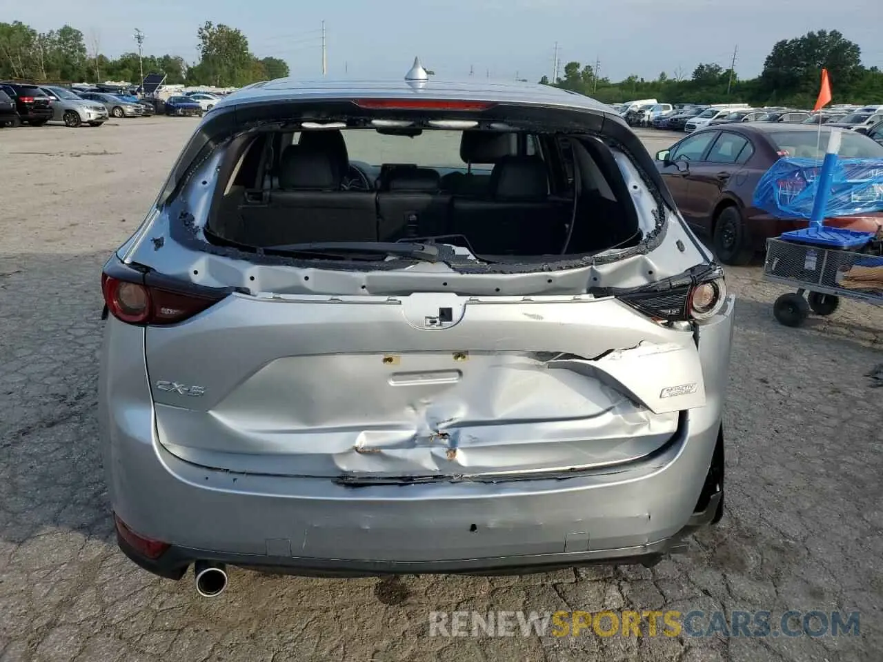 6 fotografías del automóvil dañado JM3KFACM0K1587977 MAZDA CX-5 2019