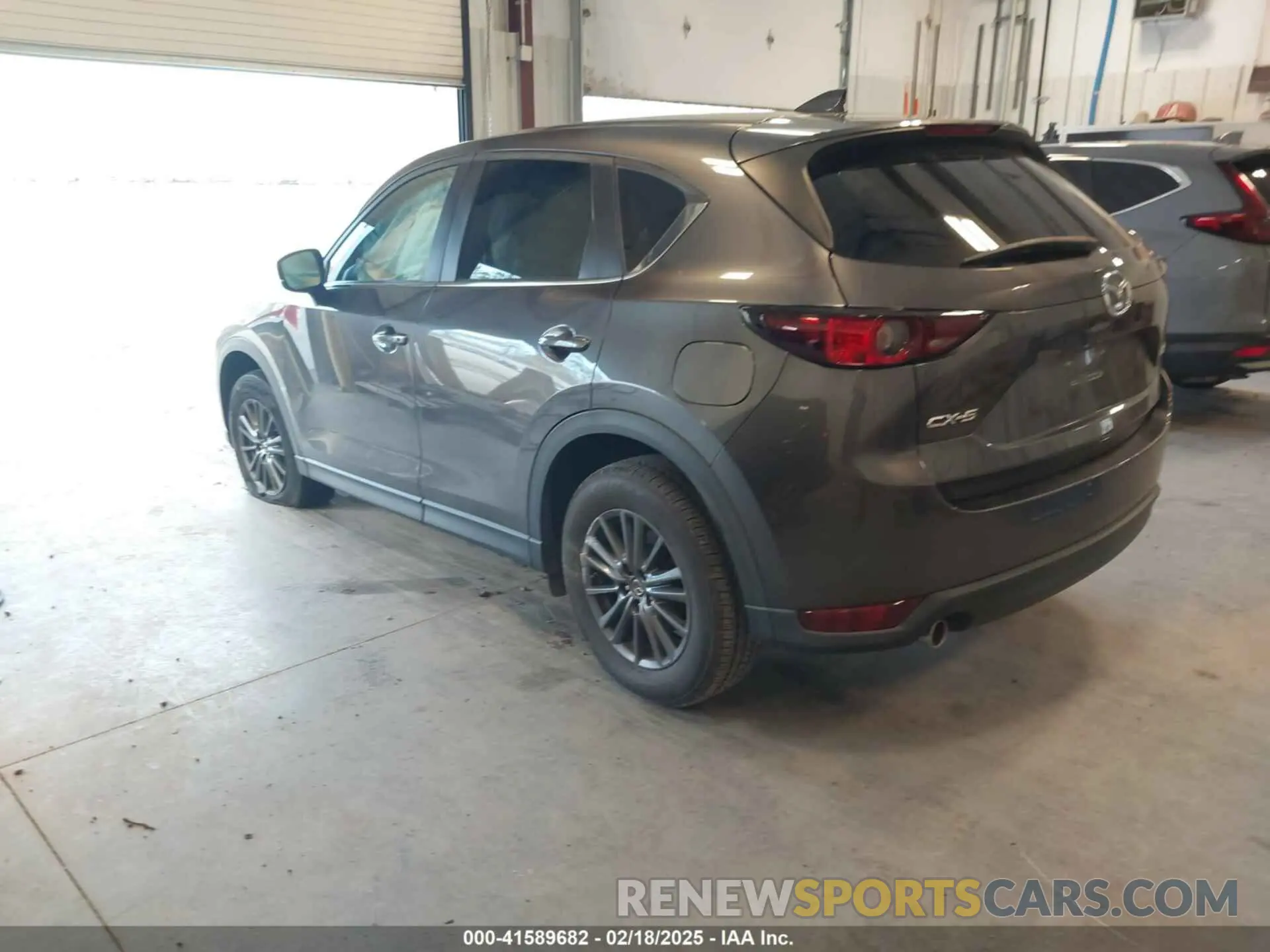 3 fotografías del automóvil dañado JM3KFACM0K1594735 MAZDA CX-5 2019