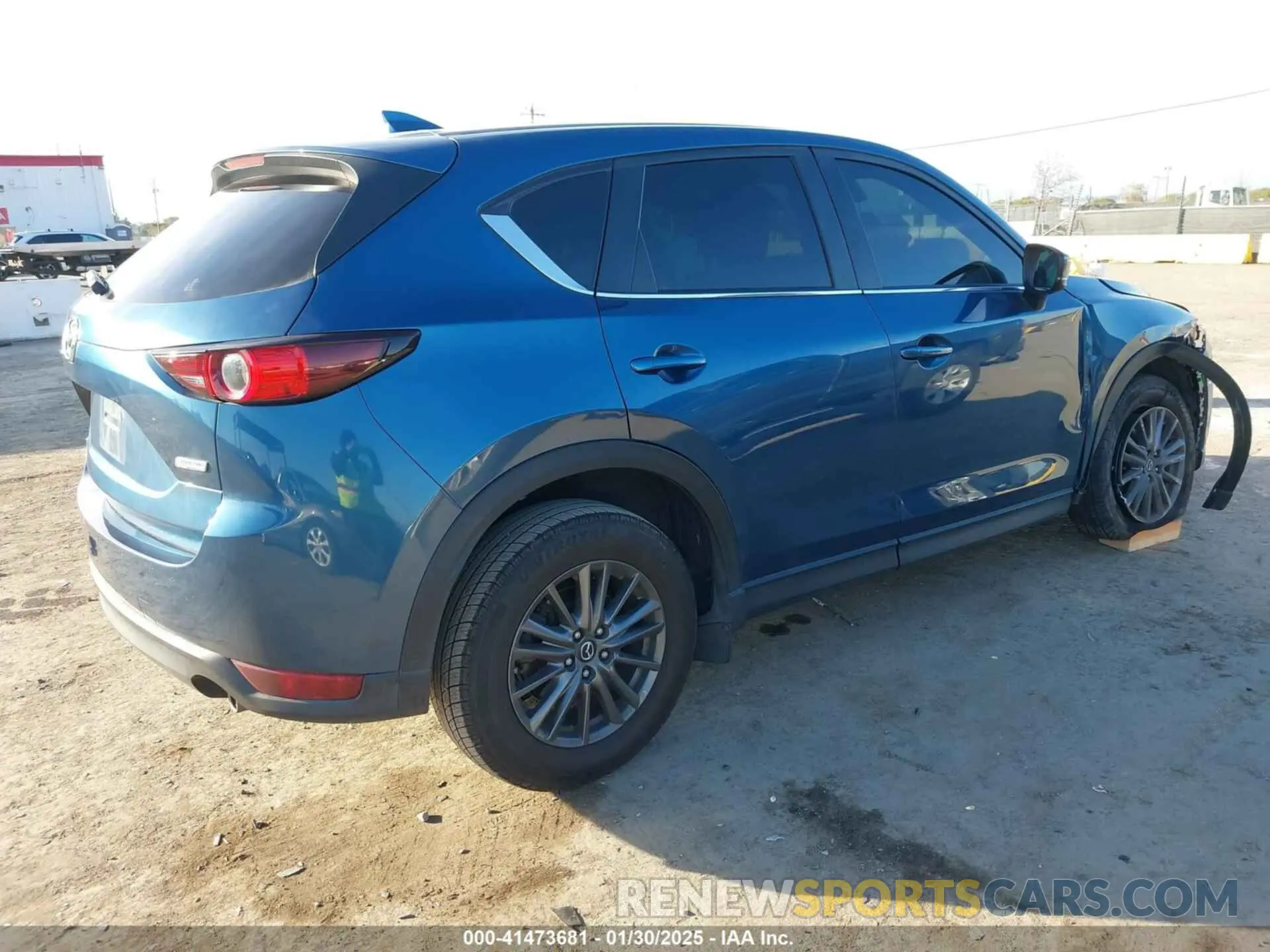 4 fotografías del automóvil dañado JM3KFACM1K0517958 MAZDA CX-5 2019