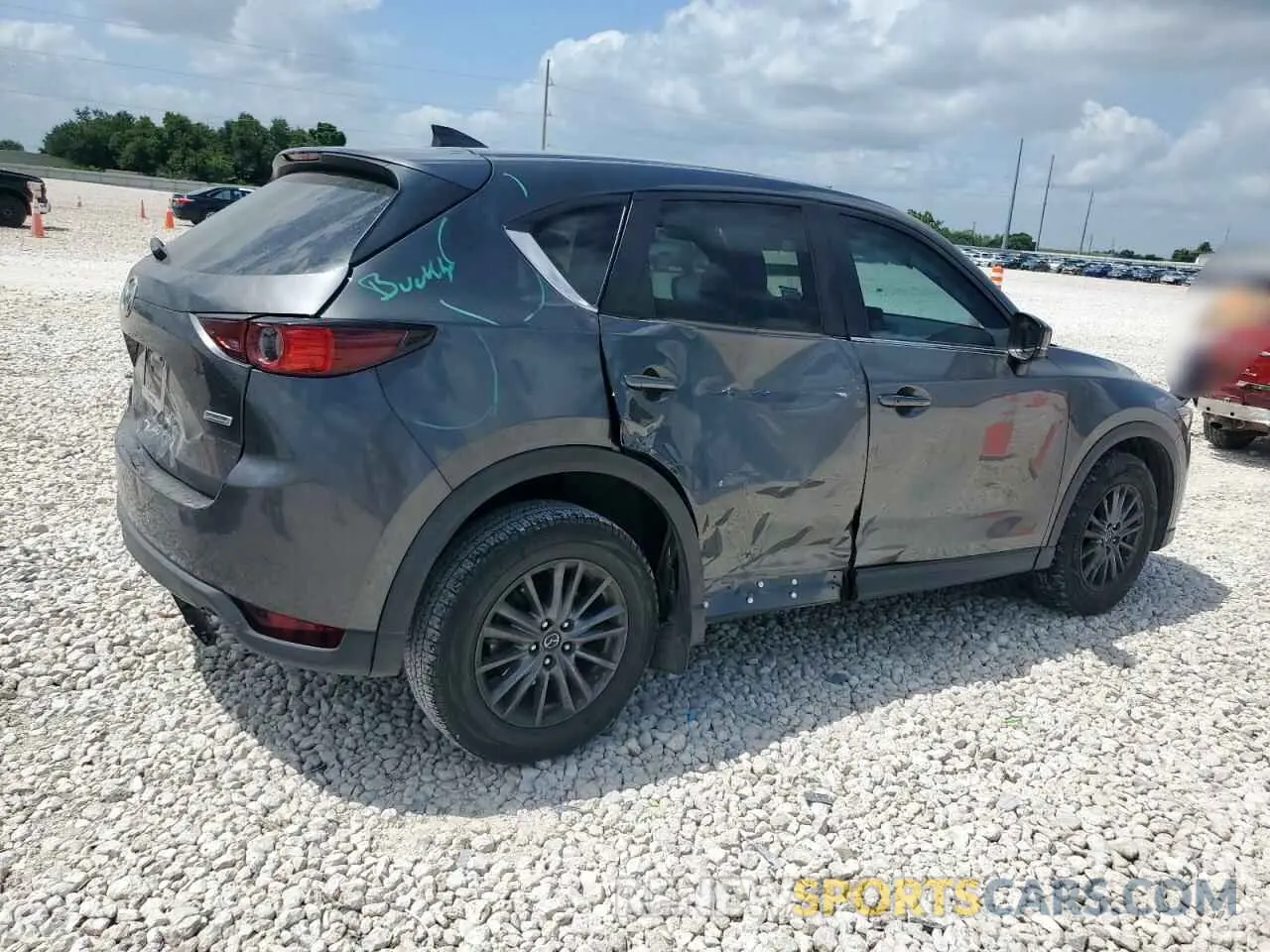 3 fotografías del automóvil dañado JM3KFACM1K1504668 MAZDA CX-5 2019