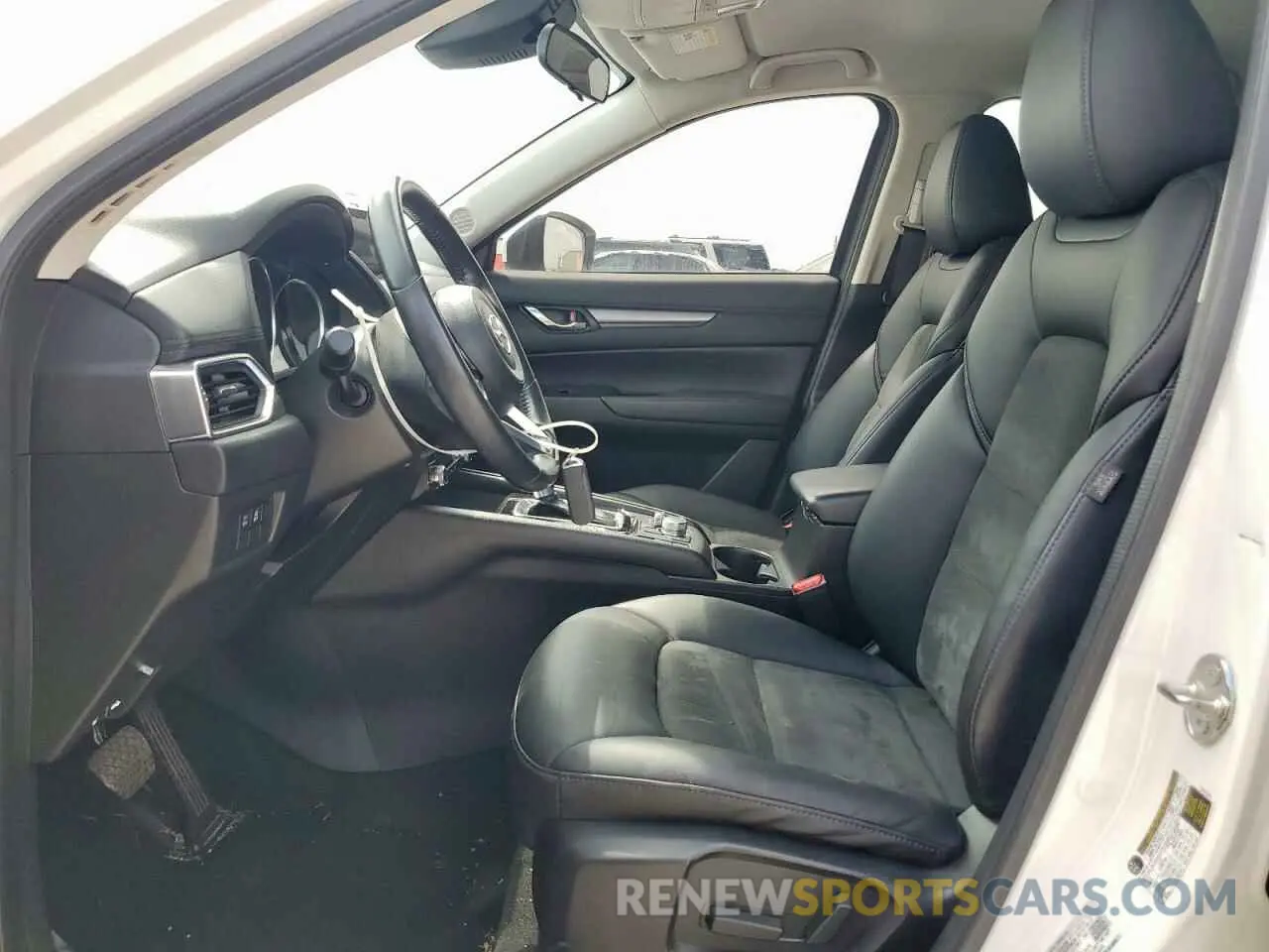 7 fotografías del automóvil dañado JM3KFACM2K0665813 MAZDA CX-5 2019