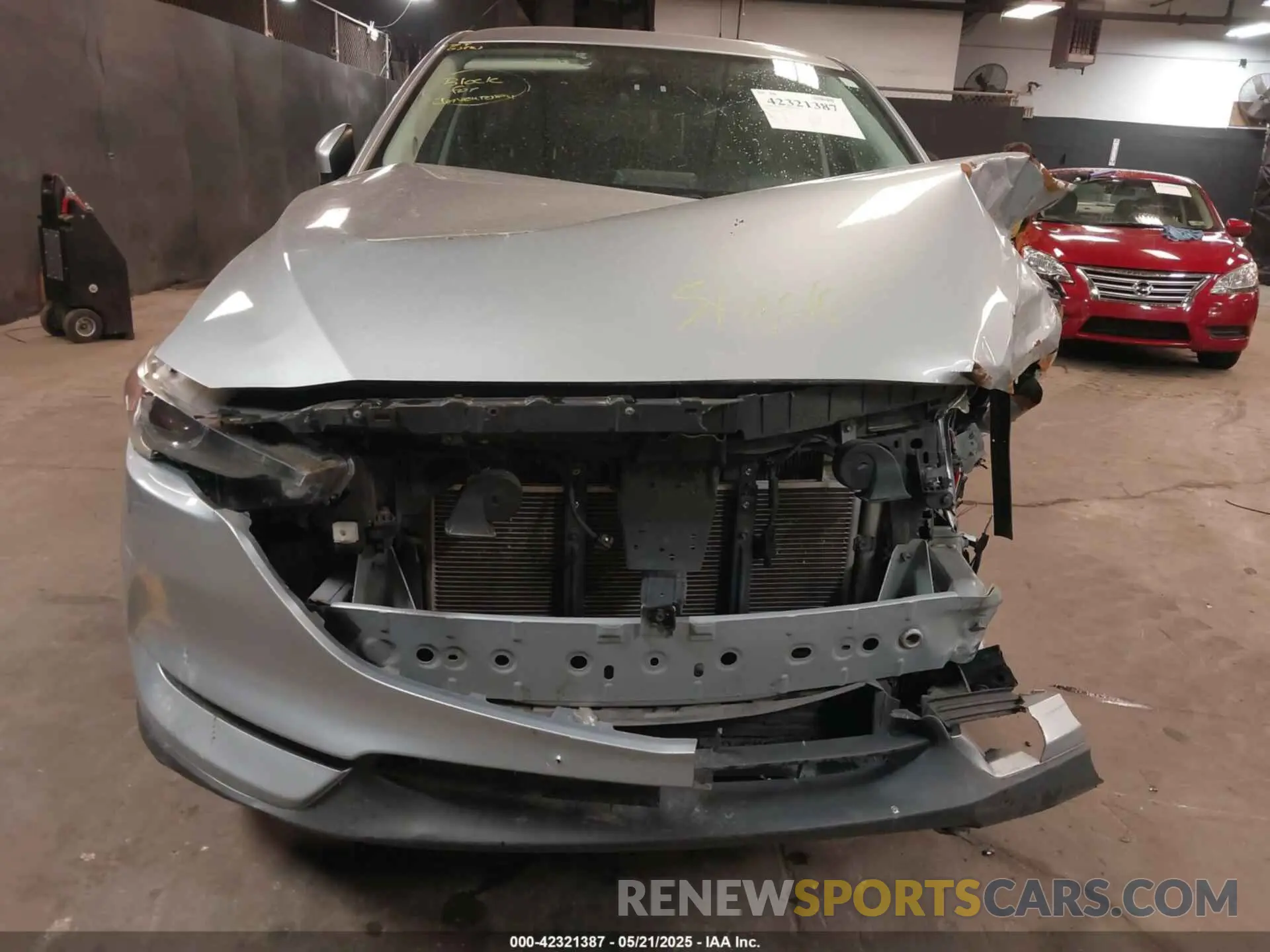 13 fotografías del automóvil dañado JM3KFACM3K1558196 MAZDA CX-5 2019
