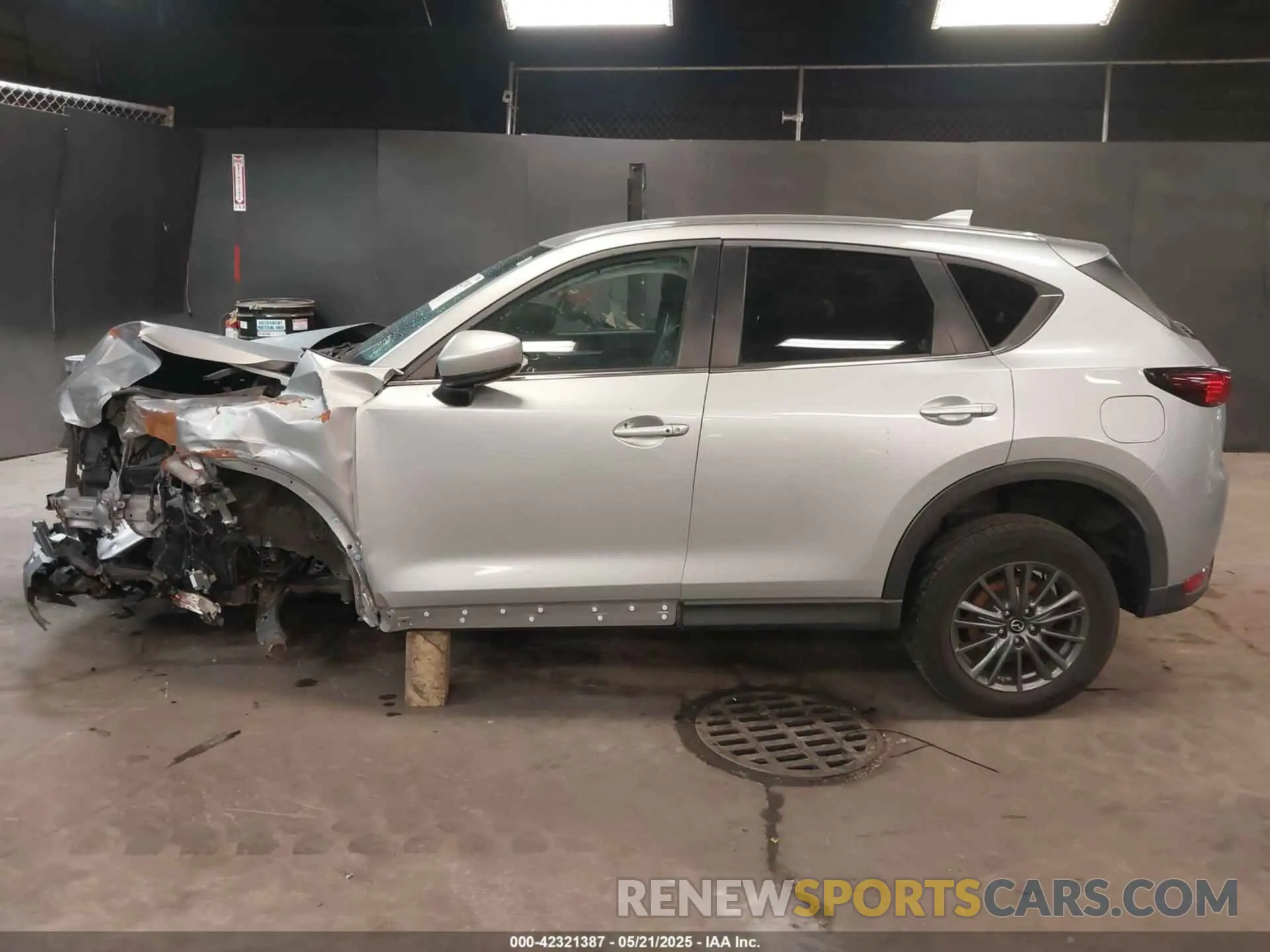 15 fotografías del automóvil dañado JM3KFACM3K1558196 MAZDA CX-5 2019