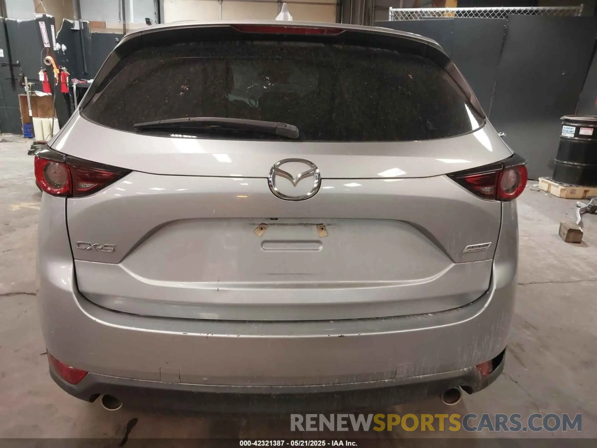 17 fotografías del automóvil dañado JM3KFACM3K1558196 MAZDA CX-5 2019