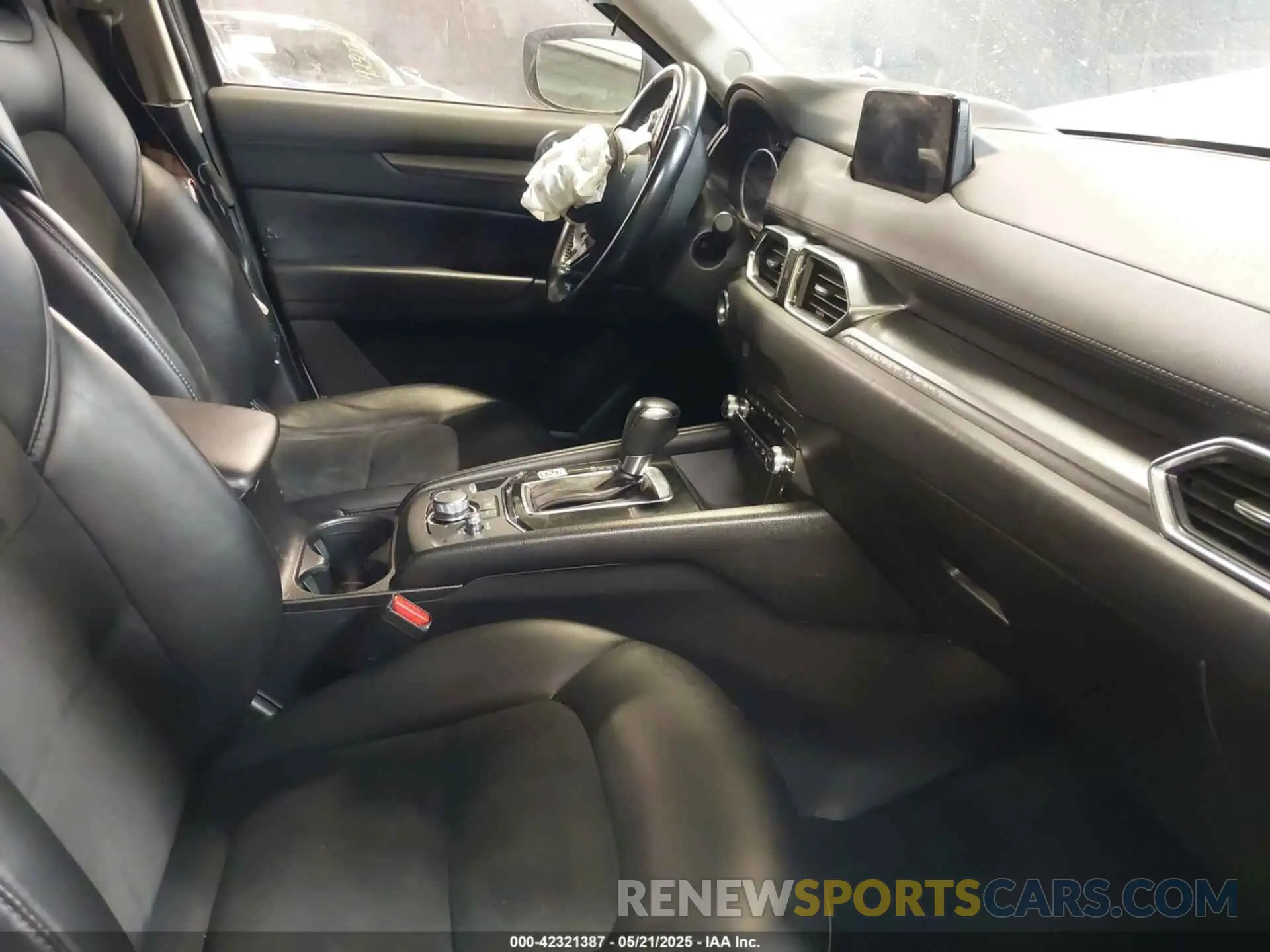 5 fotografías del automóvil dañado JM3KFACM3K1558196 MAZDA CX-5 2019