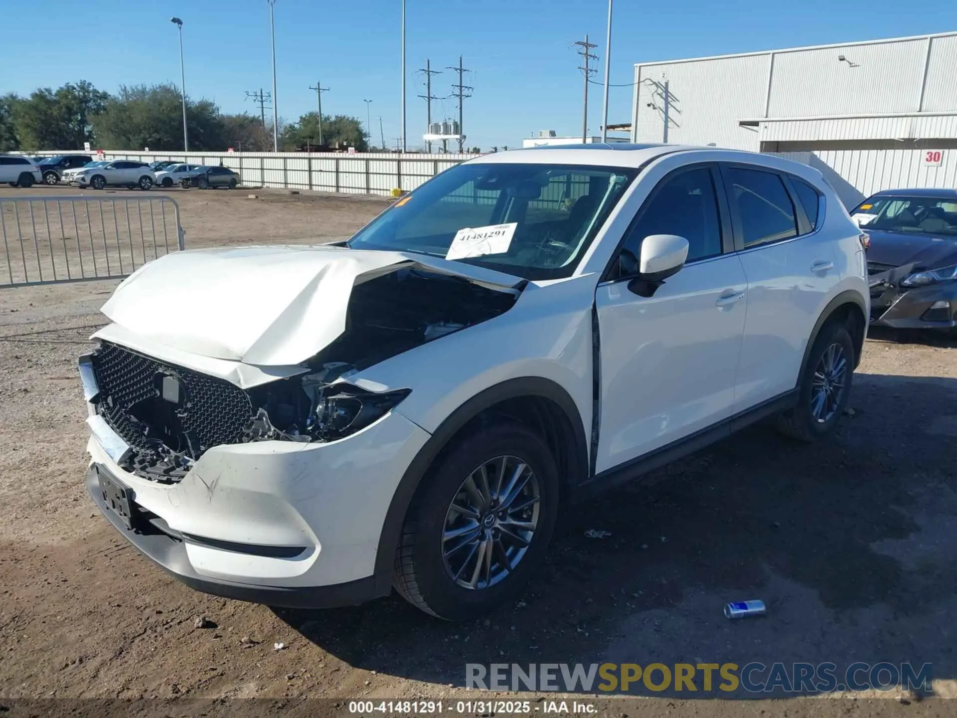 2 fotografías del automóvil dañado JM3KFACM4K1668352 MAZDA CX-5 2019