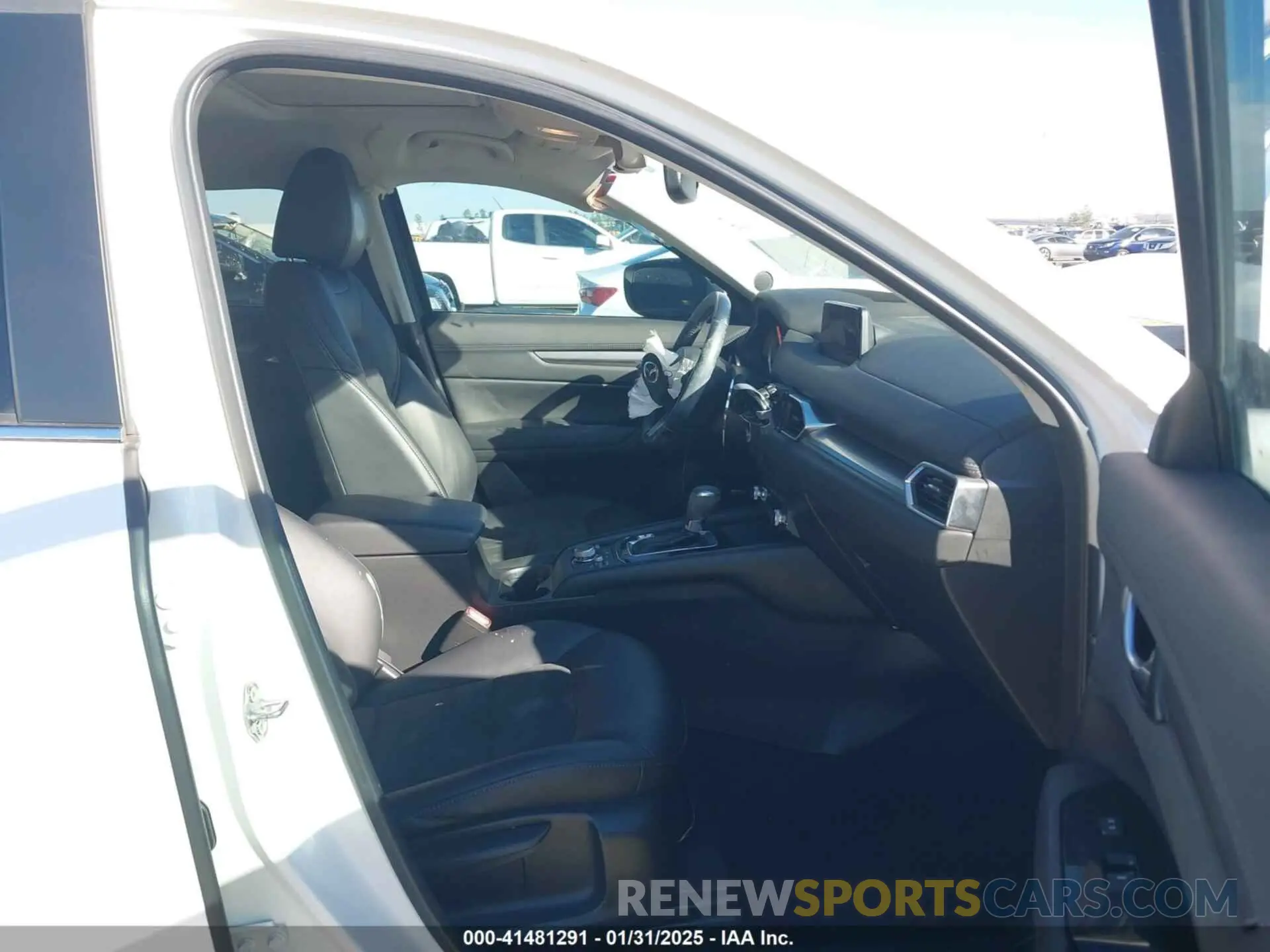 5 fotografías del automóvil dañado JM3KFACM4K1668352 MAZDA CX-5 2019