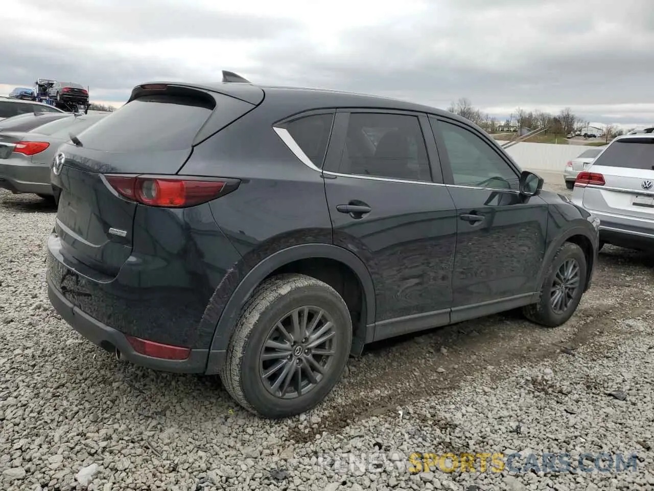 3 fotografías del automóvil dañado JM3KFACM7K0663068 MAZDA CX-5 2019