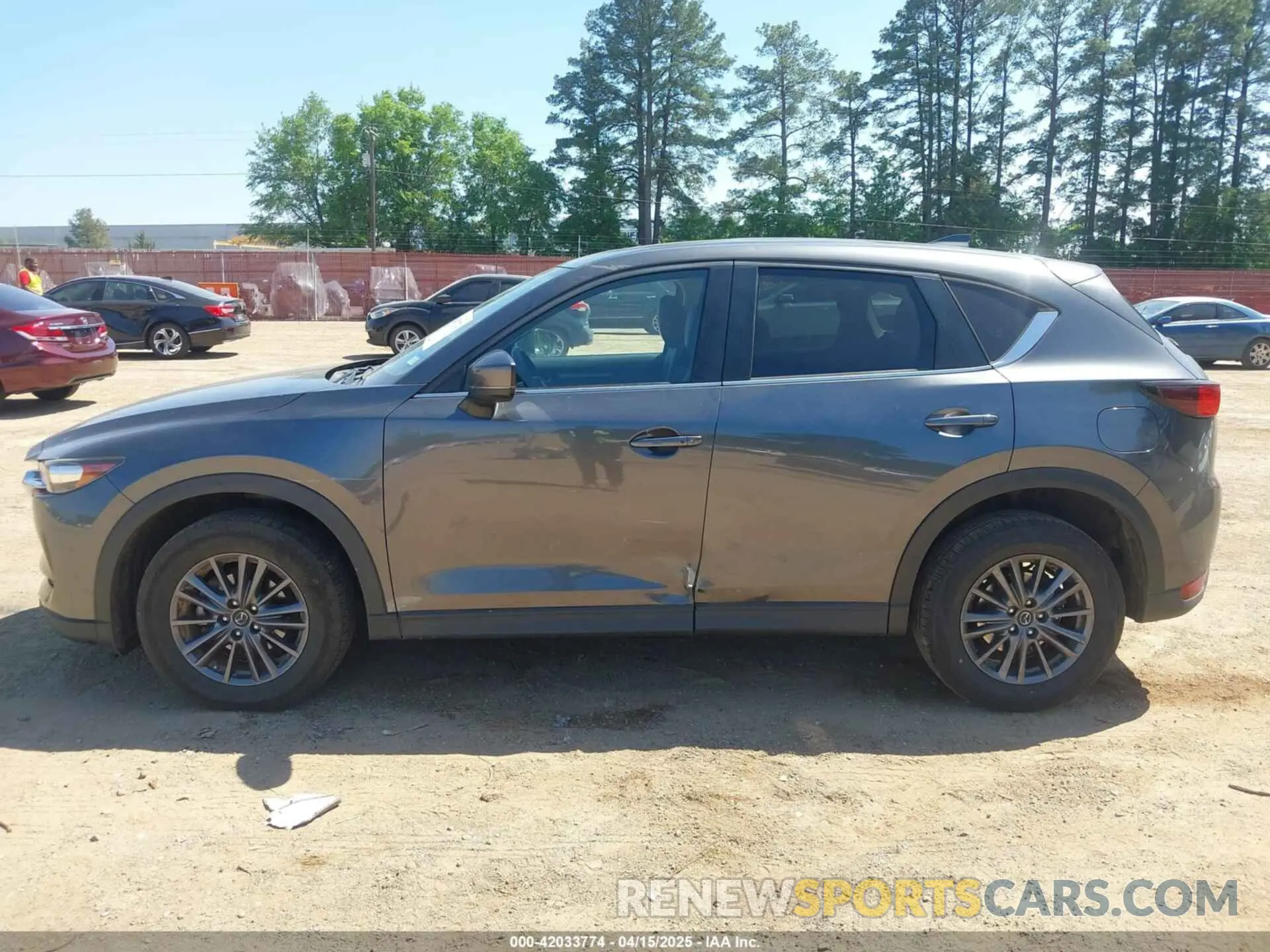 18 fotografías del automóvil dañado JM3KFACM7K0673888 MAZDA CX-5 2019