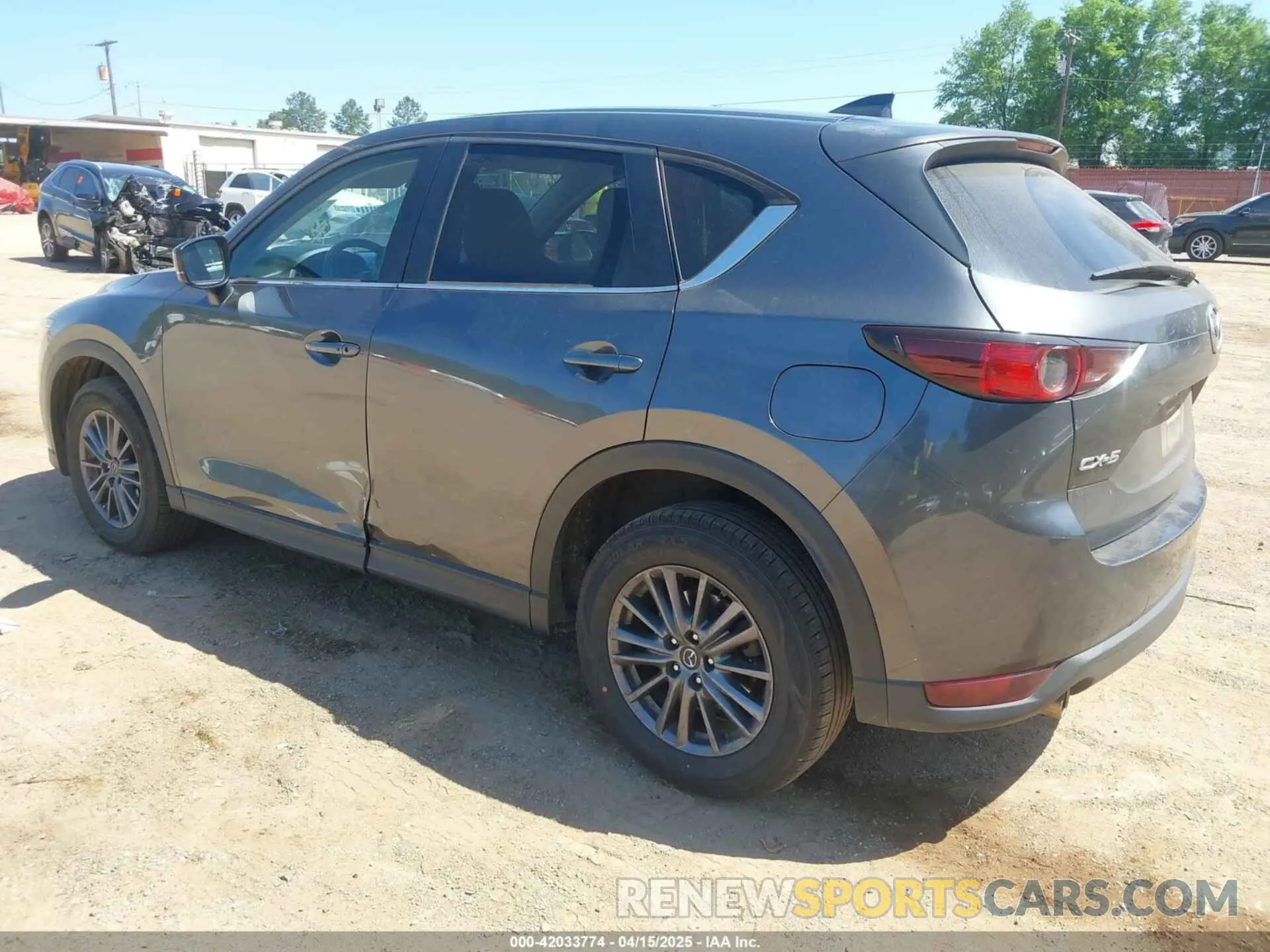 3 fotografías del automóvil dañado JM3KFACM7K0673888 MAZDA CX-5 2019