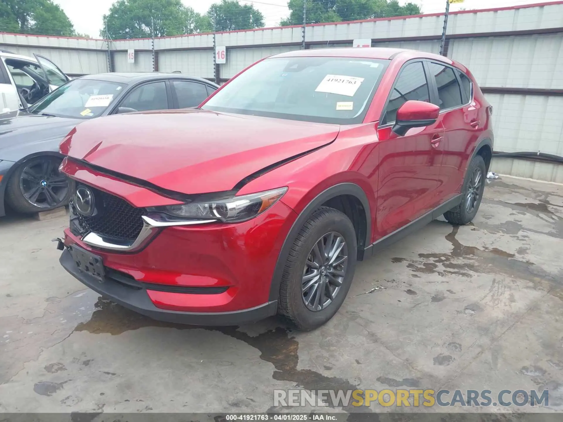 2 fotografías del automóvil dañado JM3KFACM7K0696815 MAZDA CX-5 2019